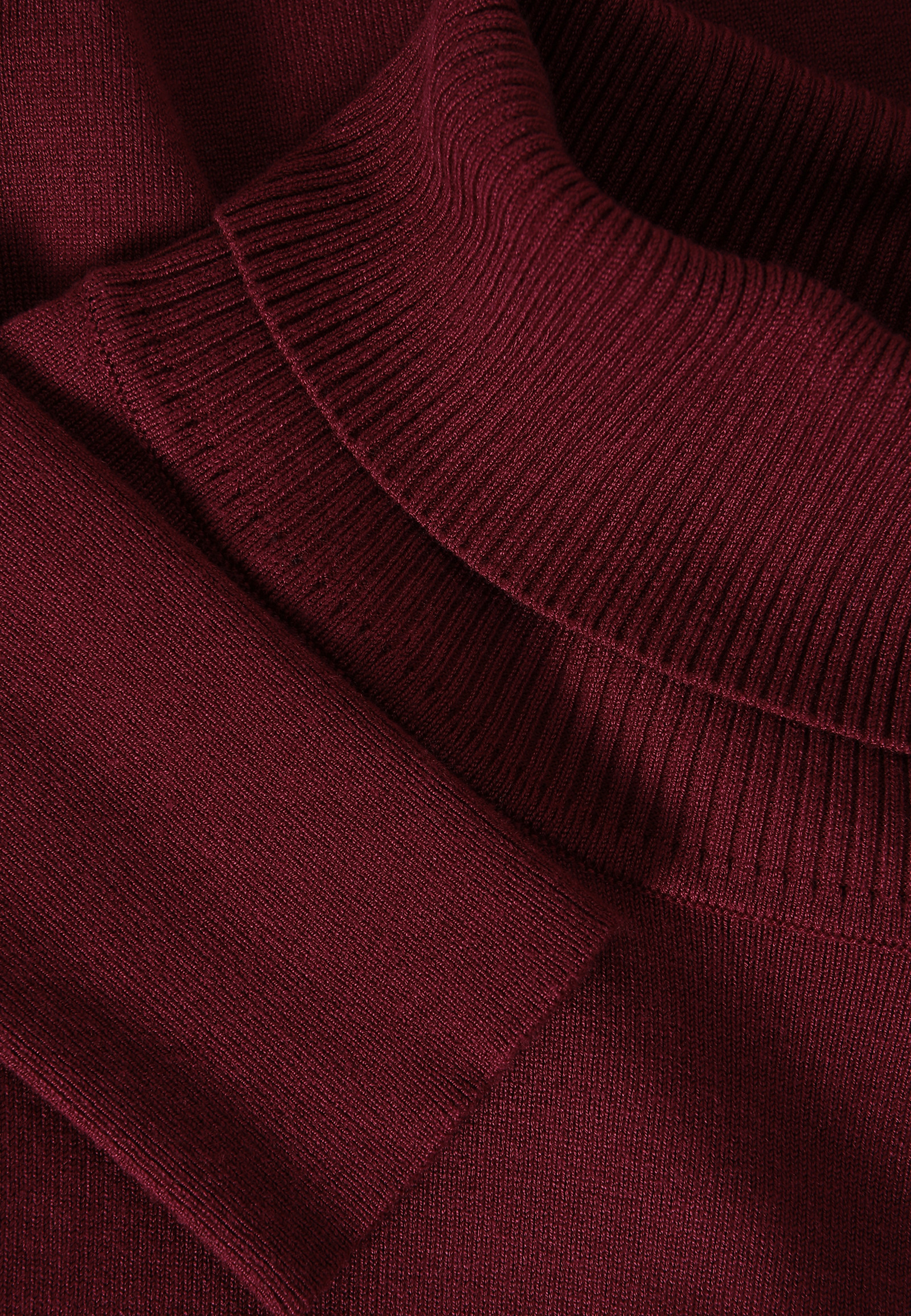 KLASSZIKUS TURTLENECK PULÓVER - NEKOKI KLASSZIKUS TURTLENECK PULÓVER - NEKOKI PIROS 113829