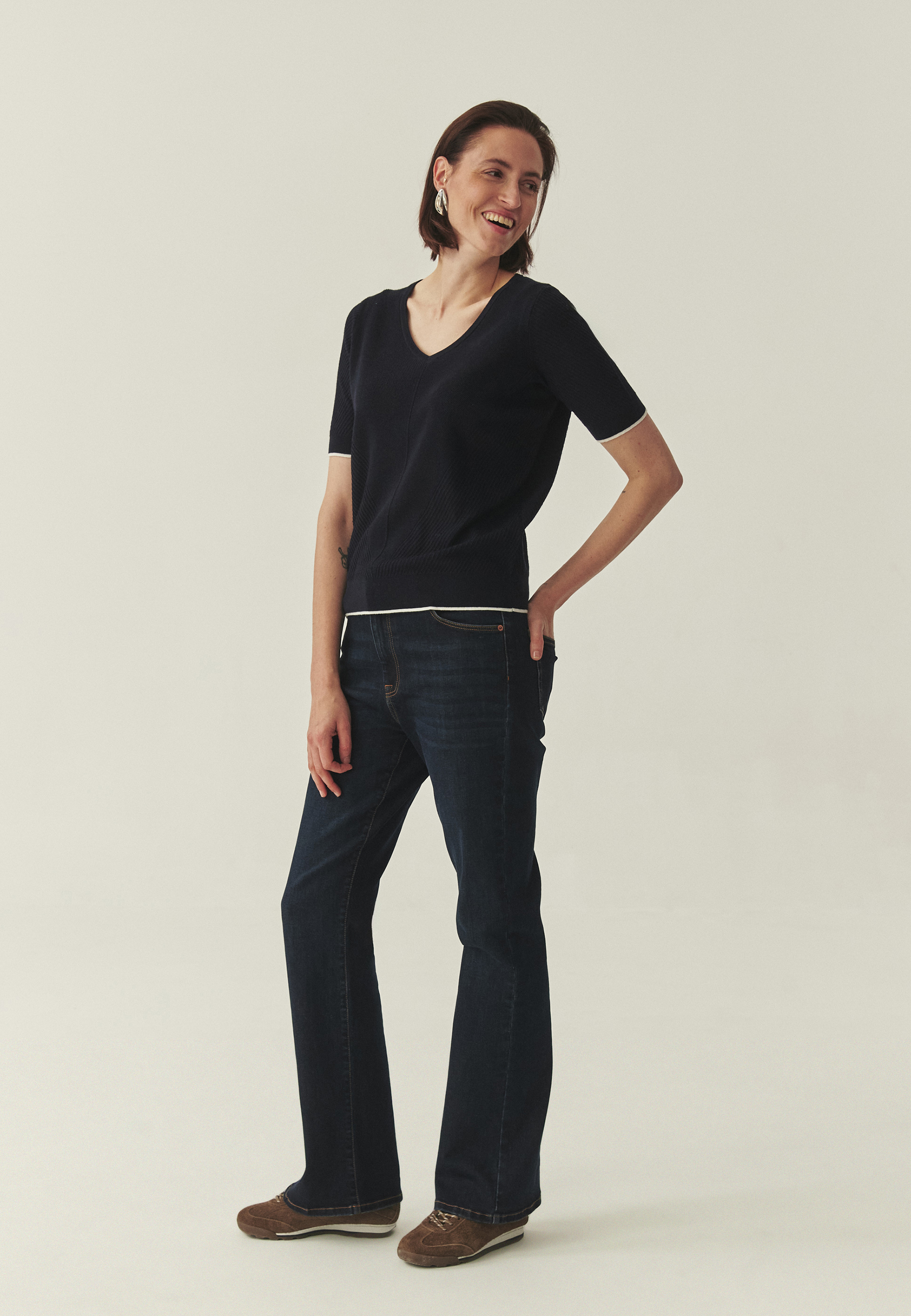 KNITTED BLOUSE WITH LENZING™ ECOVERO™ VISCOSE - MUGI NAVY BLUE 2