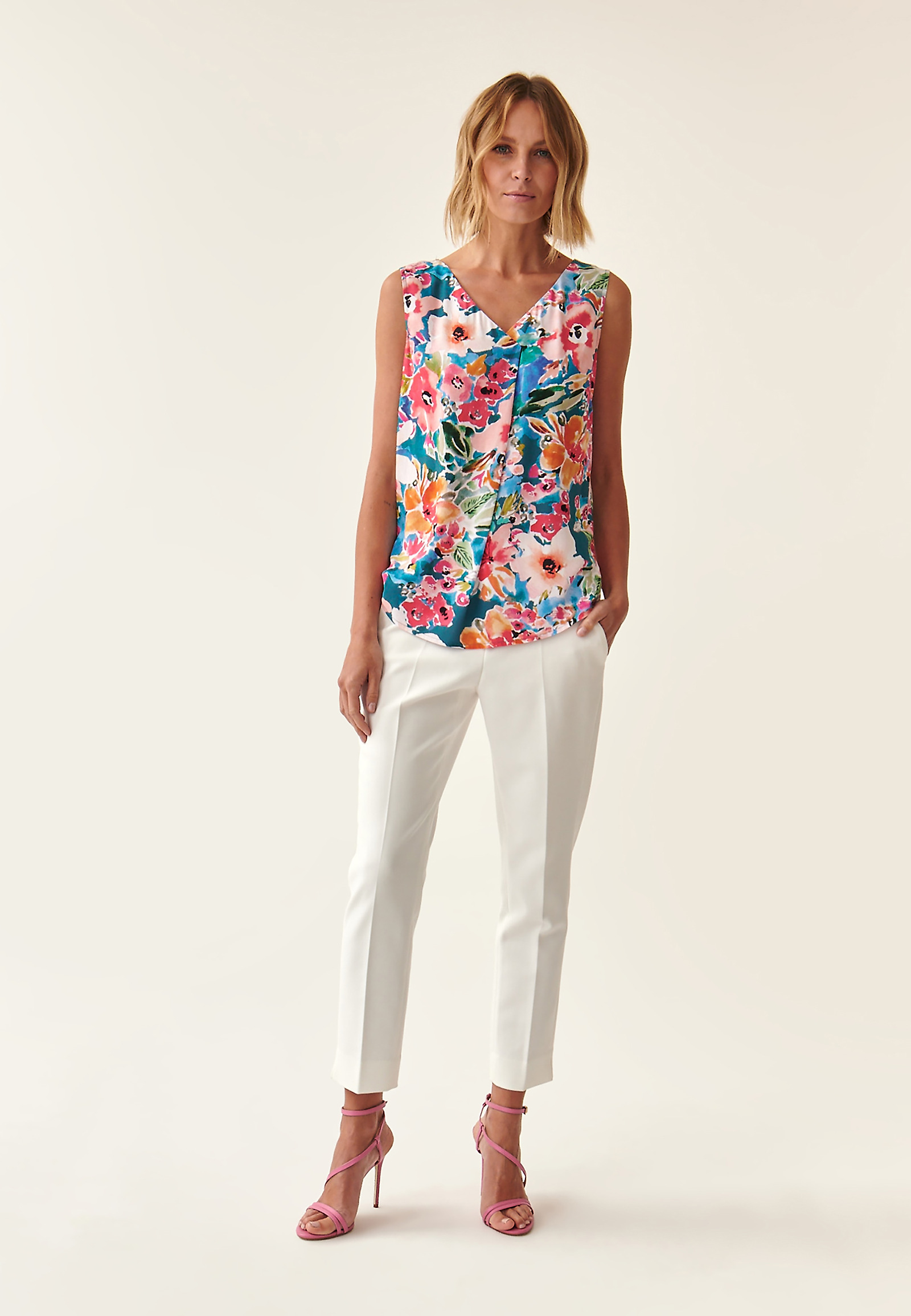 ŽENSKA BLUZA BREZ ROKAVOV KALIA 1 ŽENSKA BLUZA BREZ ROKAVOV KALIA 1 VEČBARVNA 87271
