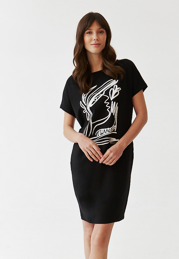 LADIES’ DRESS WITH LINEAR PRINT - KLARA LADIES’ DRESS WITH LINEAR PRINT - KLARA CZARNY 1
