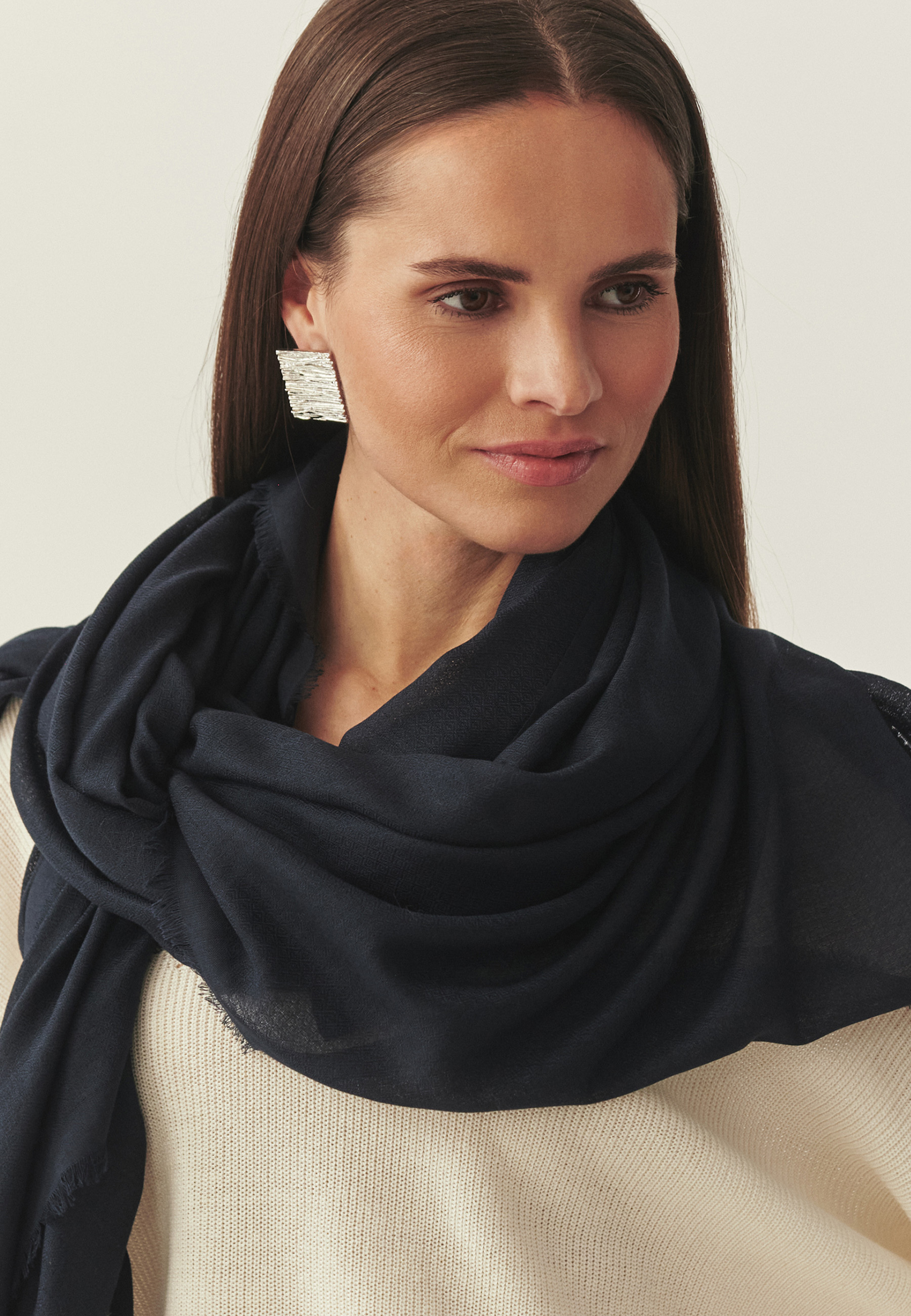 ĽAHKÁ DÁMSKA ŠATKA – RENO