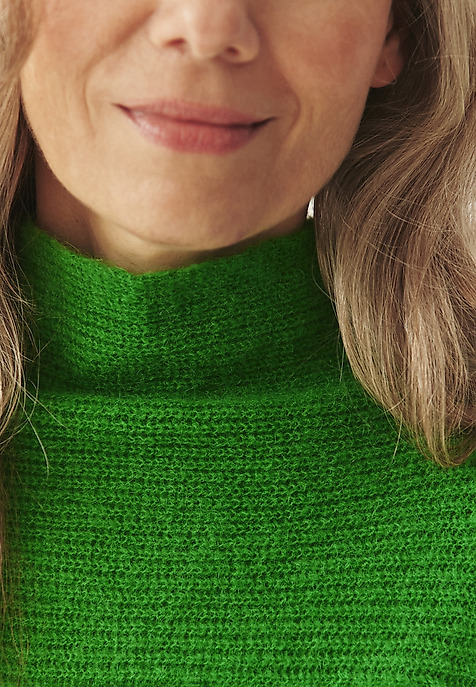 LADIES' TURTLENECK JUMPER WITH WIDE SLEEVES — MAZZY 1 GREEN 2