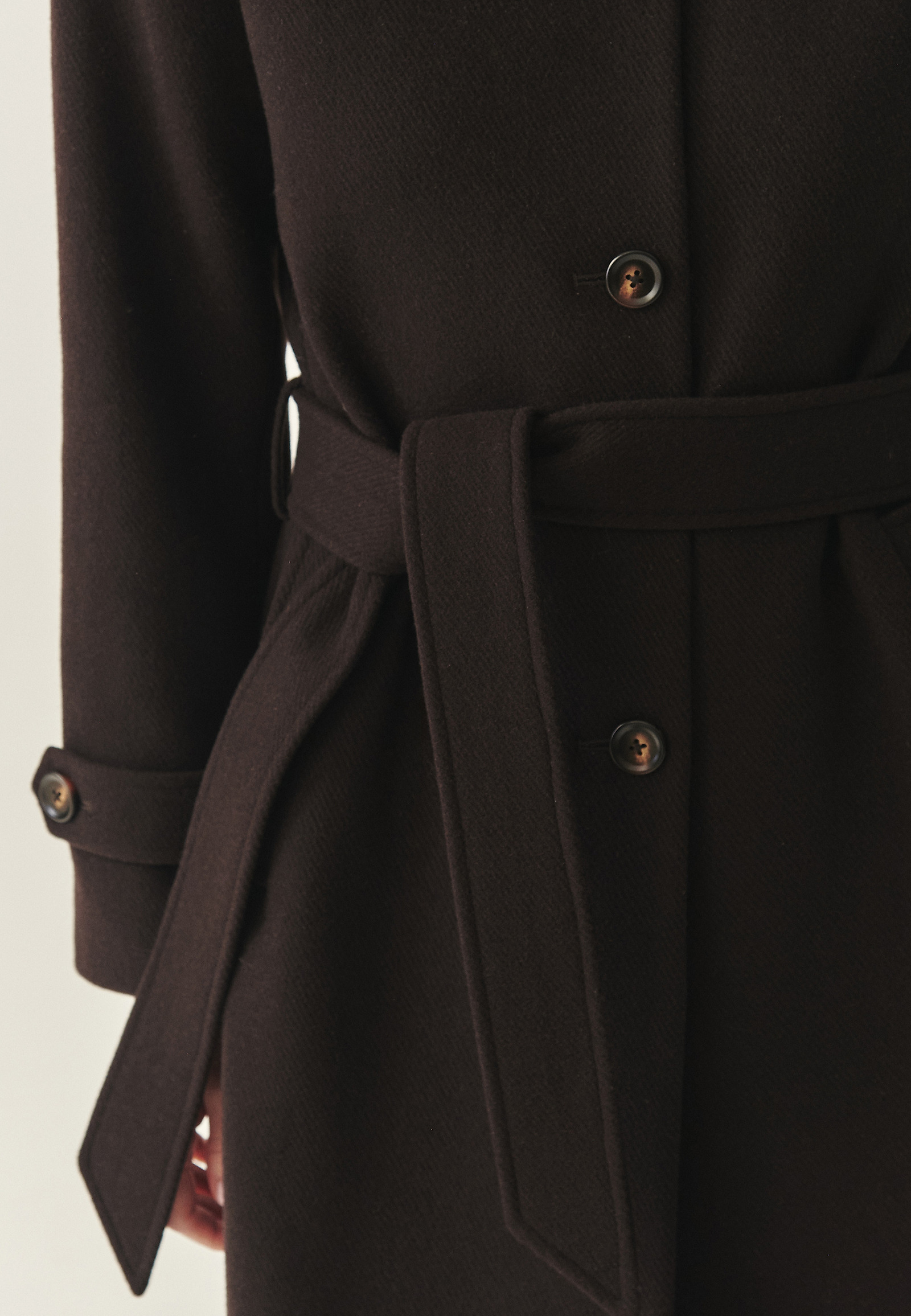 WOOLEN WOMEN'S COAT IN DARK CHOCOLATE BROWN - BORIMA WOOLEN WOMEN'S COAT IN DARK CHOCOLATE BROWN - BORIMA BROWN 117368