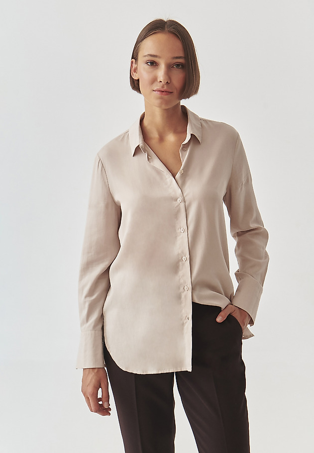 LADIES' FABRIC SHIRT WITH COLLAR - PRECJONA 1 LADIES' FABRIC SHIRT WITH COLLAR - PRECJONA 1 BEŻOWY 1