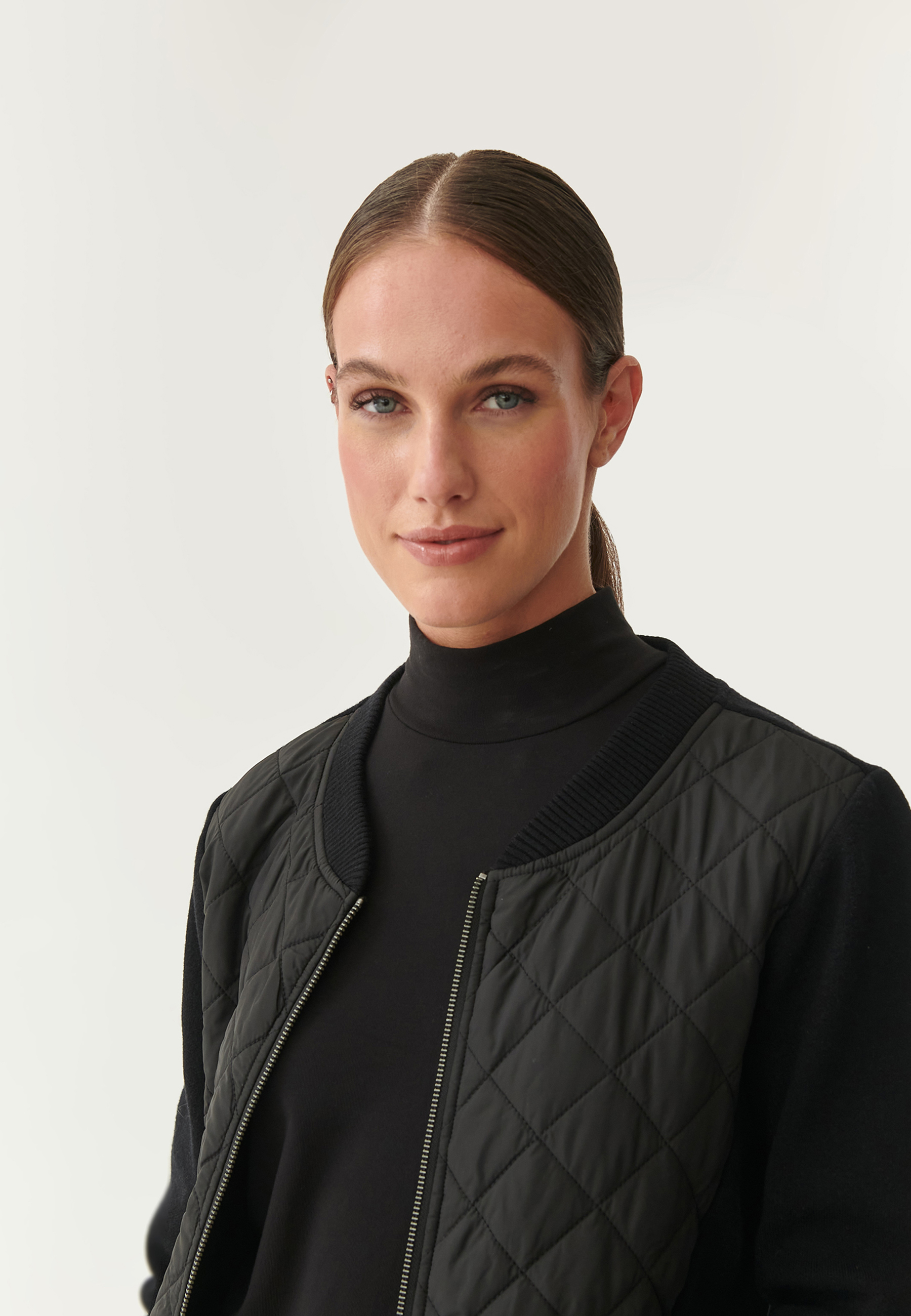 BLUZKA DAMSKA Z PÓŁGOLFEM LEMIKI