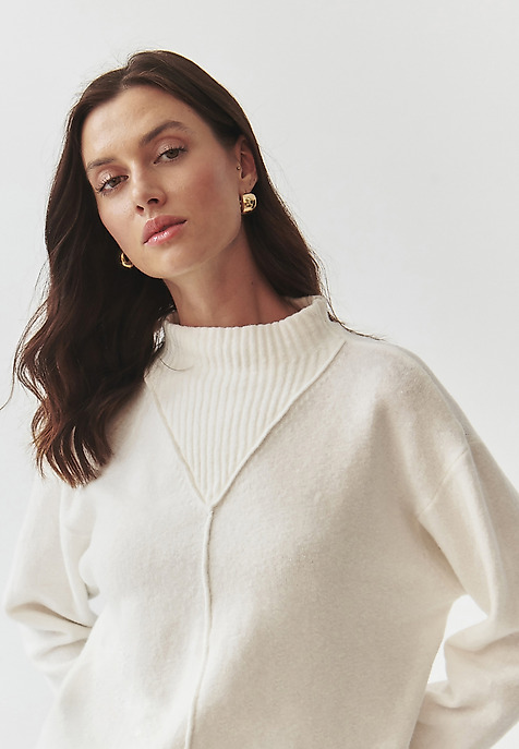LADIES' LOOSE-FITTING JUMPER WITH HALF TURTLENECK AND STRUCTURED EMBELLISHMENT — PARKER ECRU 2