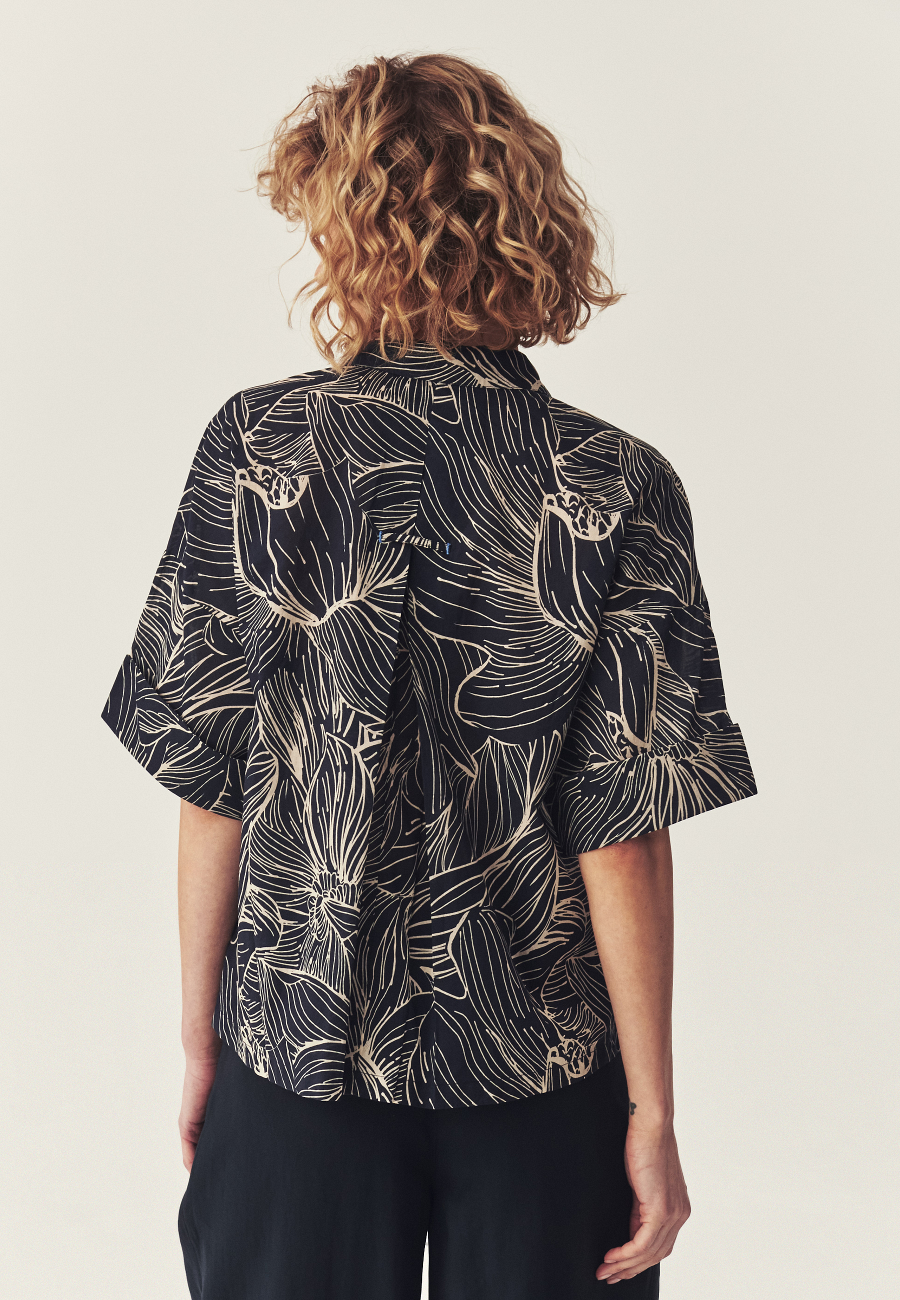 WZORZYSTA KOSZULA Z BAWEŁNY - MERA