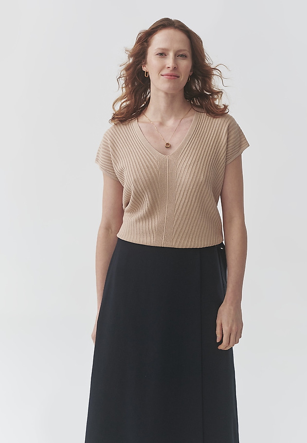 REBRASTA BLUZA IZ VISKOZNE PREJE - GERI REBRASTA BLUZA IZ VISKOZNE PREJE - GERI BEŽ 3