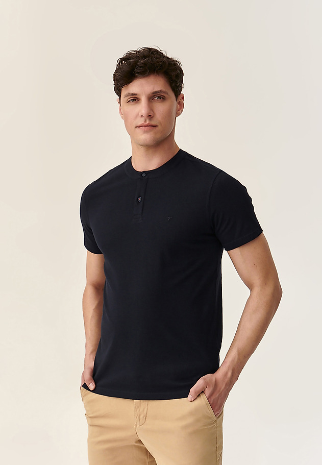 MEN'S POLO SHIRT WITHOUT A COLLAR SIMON 2 MEN'S POLO SHIRT WITHOUT A COLLAR SIMON 2 GRANATOWY 1