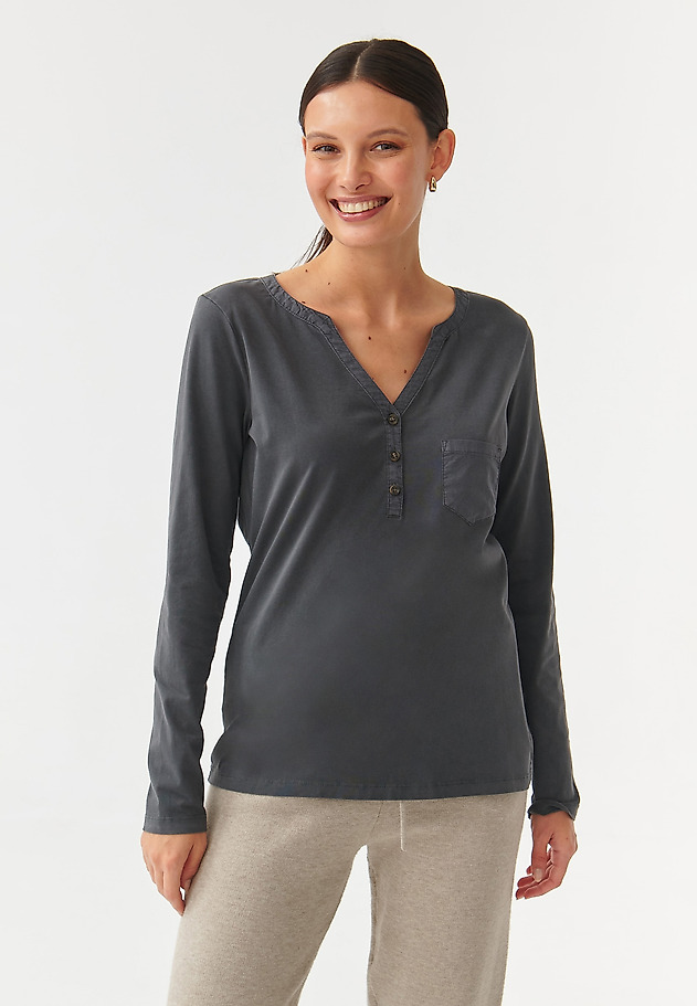LADIES’ BLOUSE WITH A DECORATIVE MINI POCKET ASTRID LADIES’ BLOUSE WITH A DECORATIVE MINI POCKET ASTRID SZARY 1
