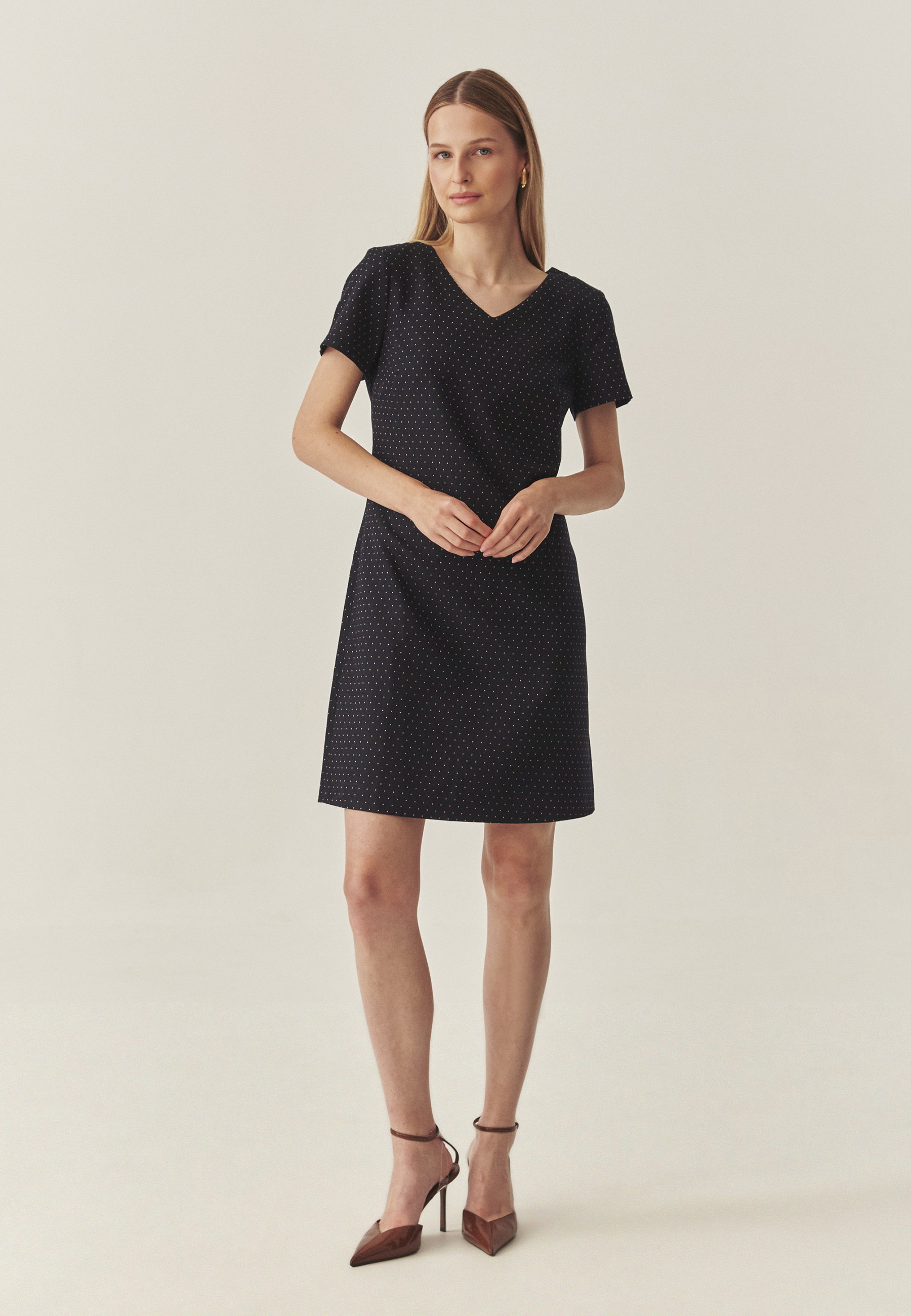 ROCHIE CLASICĂ DIN ȚESĂTURĂ, CU BULINE MĂRUNTE - SONOTO 1 MULTICOLOR 2