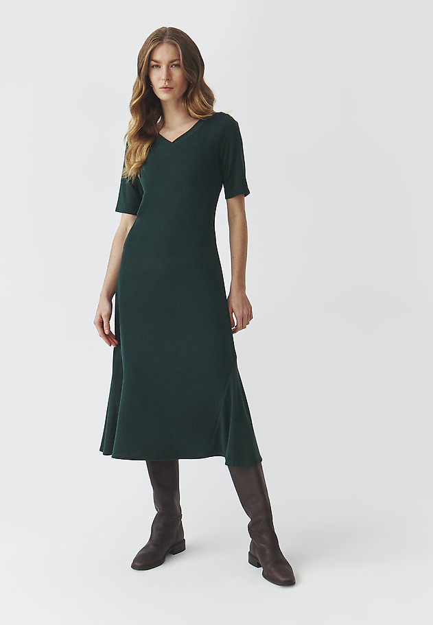 KNITTED MIDI DRESS WITH SHORT SLEEVES — ARIA 1 KNITTED MIDI DRESS WITH SHORT SLEEVES — ARIA 1 ZIELONY 1