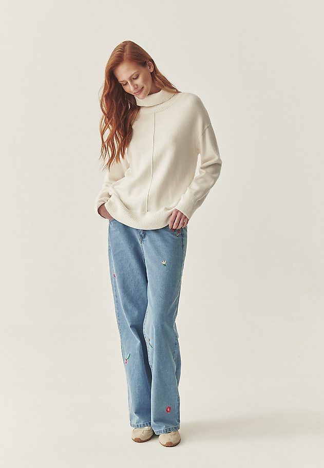 Jeans hlače s širokimi hlačnicami in vezenjem - LAKSIMO Jeans hlače s širokimi hlačnicami in vezenjem - LAKSIMO MODRA 8
