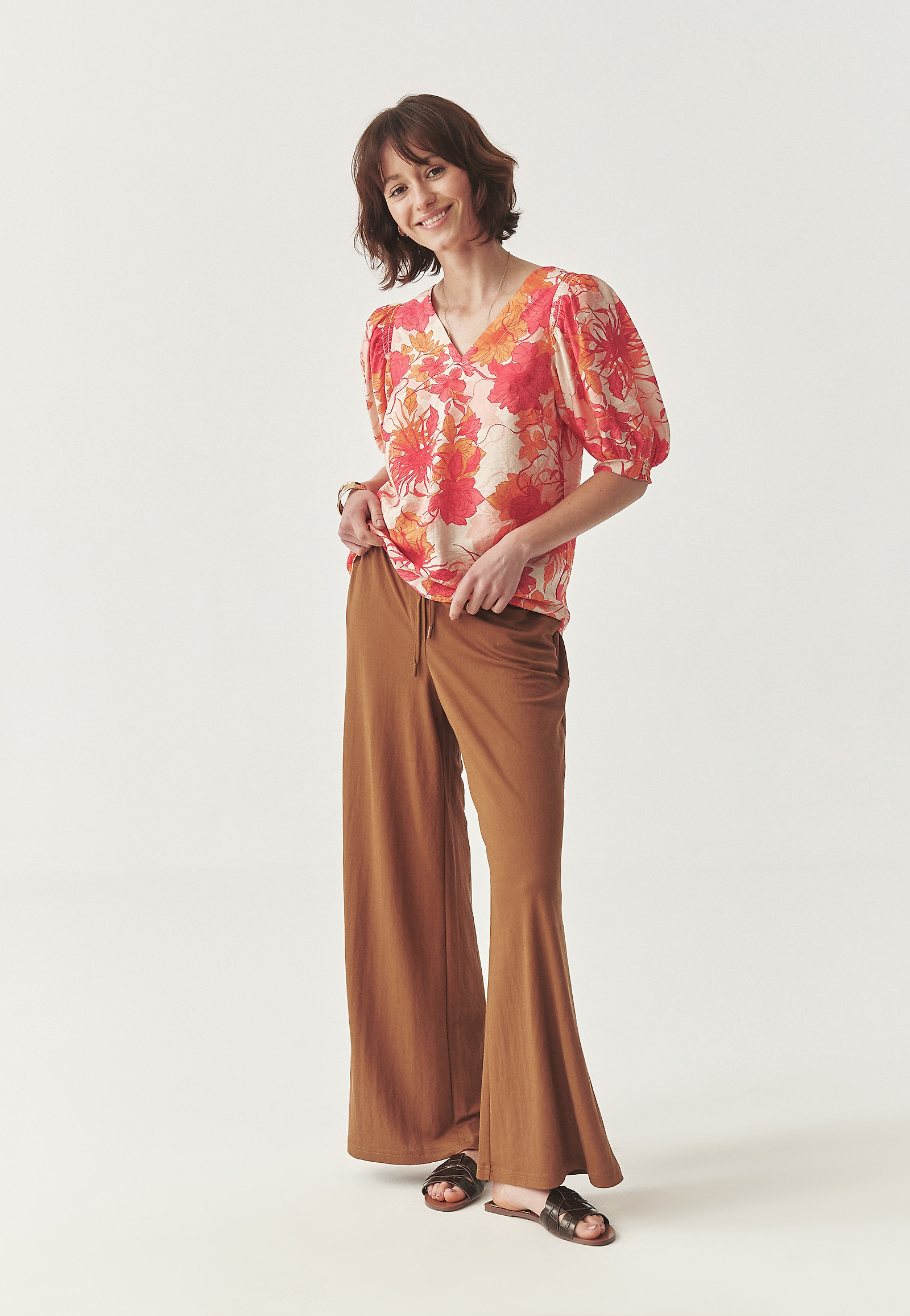 BLUZĂ FLORALĂ CU MÂNECI BUFANT - RIYO BLUZĂ FLORALĂ CU MÂNECI BUFANT - RIYO PORTOCALIU 113403