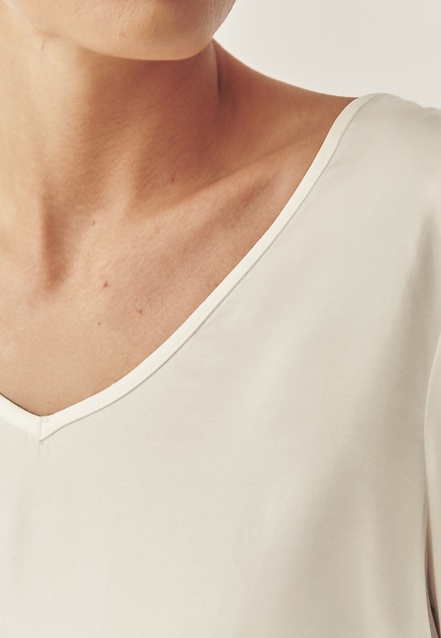 SATYNOWA BLUZKA DAMSKA Z KRÓTKIM RĘKAWEM - MEKONGA SATYNOWA BLUZKA DAMSKA Z KRÓTKIM RĘKAWEM - MEKONGA ECRU 5