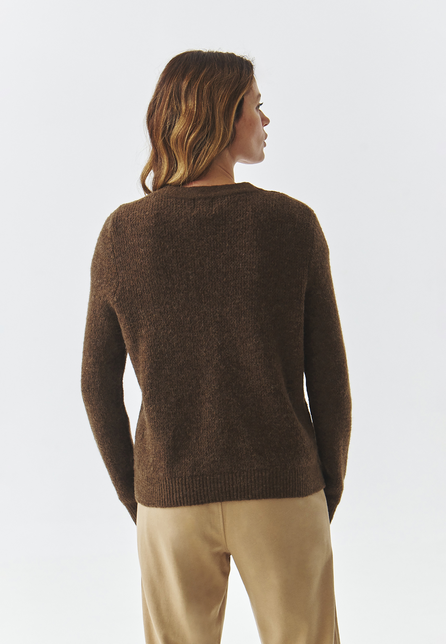 DÁMSKY KARDIGÁN S OZDOBNÝMI GOMBÍKMI A NÁŠIVKOU – ARLETA