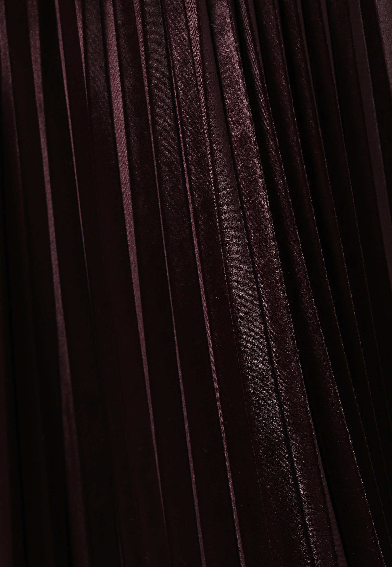 PLEATED MID-LENGTH VELOUR SKIRT - LAMARA 1 PLEATED MID-LENGTH VELOUR SKIRT - LAMARA 1 RED 116719