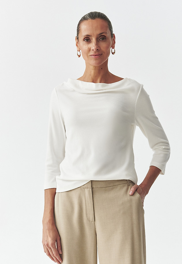 LADIES' KNITTED BLOUSE WITH “WATER” NECKLINE — BLOOM LADIES' KNITTED BLOUSE WITH “WATER” NECKLINE — BLOOM ECRU 1