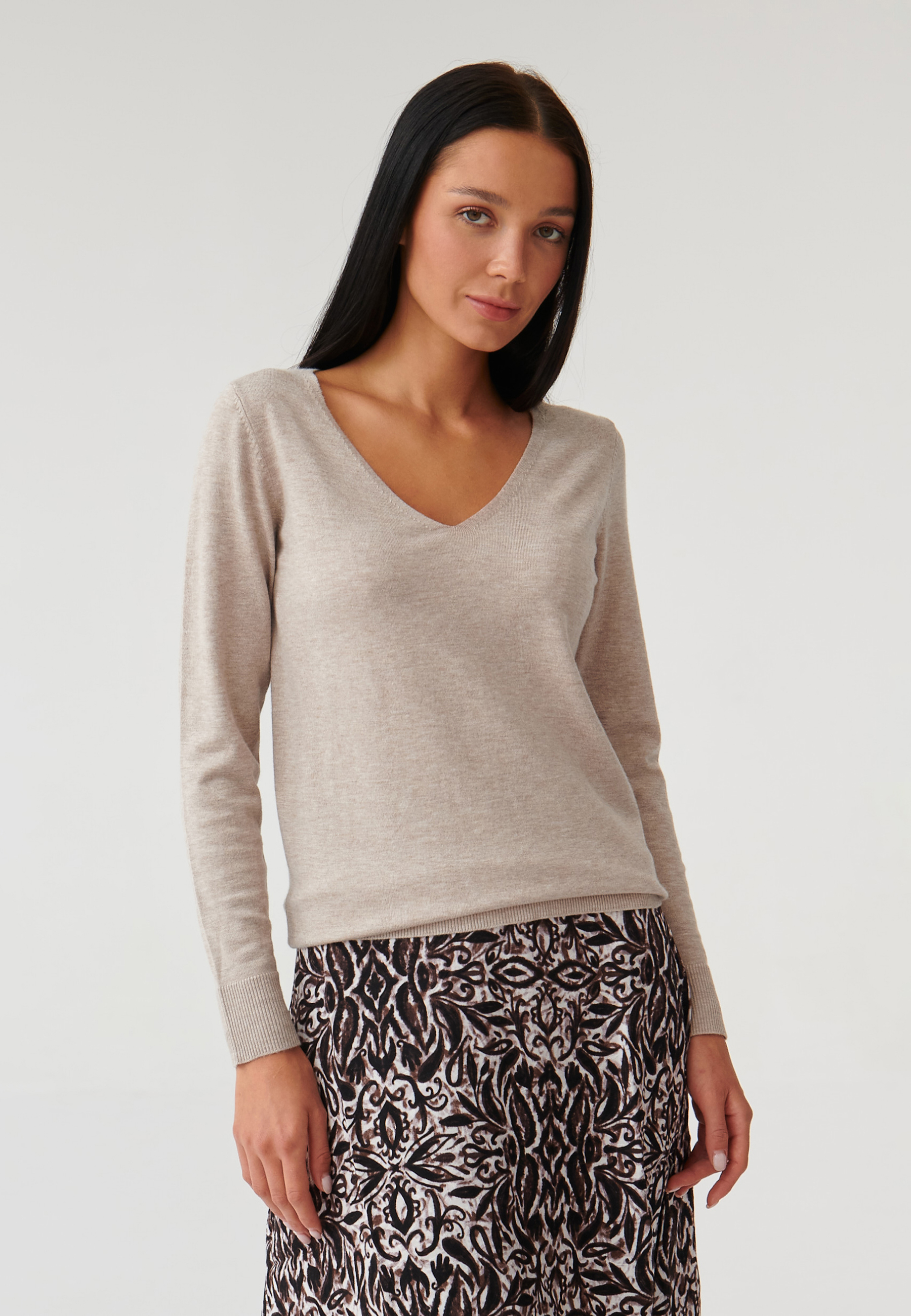 KLASICKÝ DÁMSKY SVETER TESSA 1