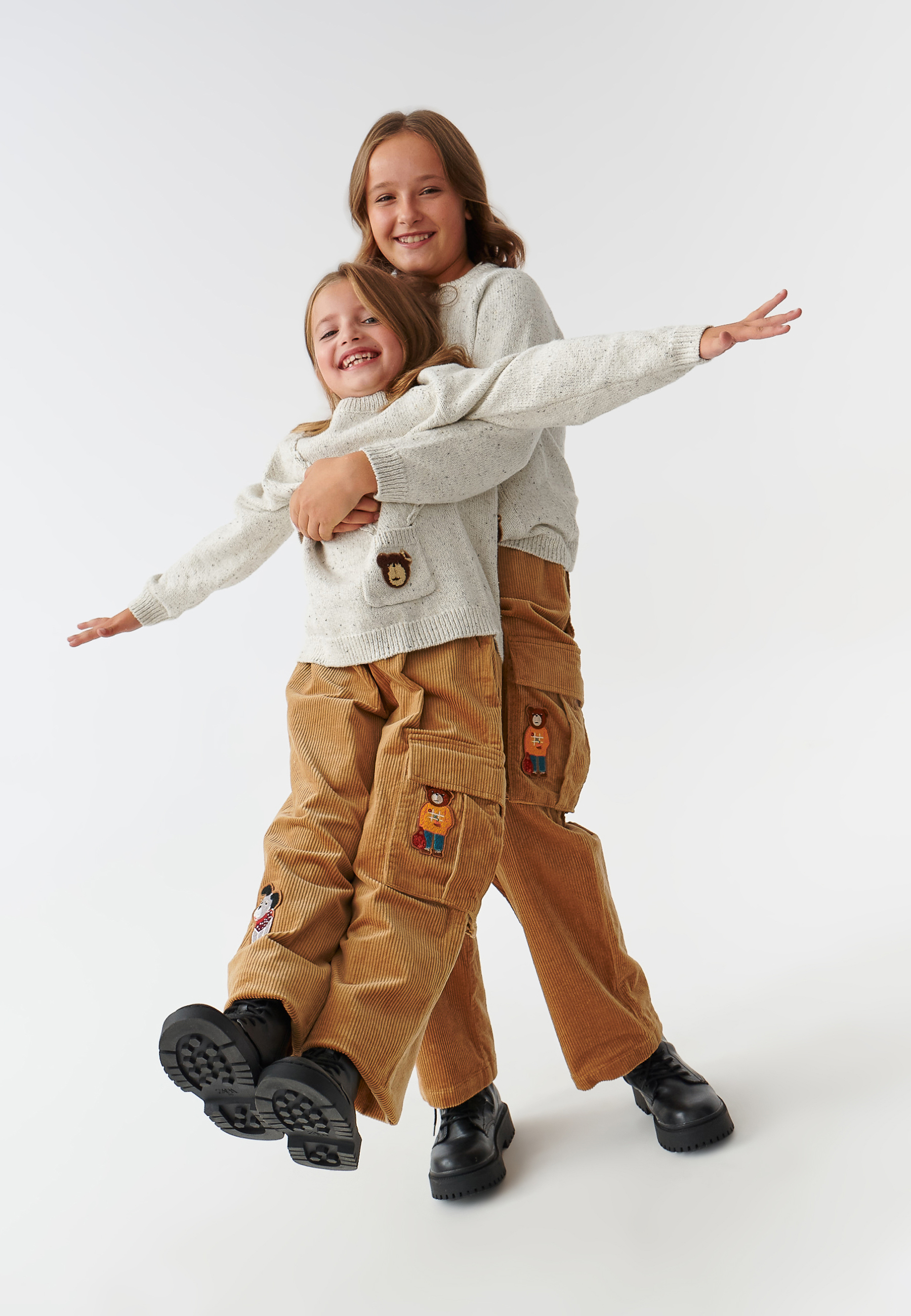 SPODNIE DZIECIĘCE SZTRUKSOWE Z NASZYWKAMI Z MISIEM USZATKIEM LENKO KIDS BEŻOWY 2