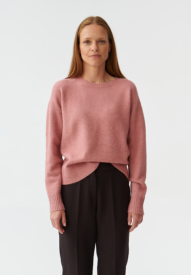 KOMFORTOWY SWETER DAMSKI KOBRO 1 KOMFORTOWY SWETER DAMSKI KOBRO 1 RÓŻOWY 3