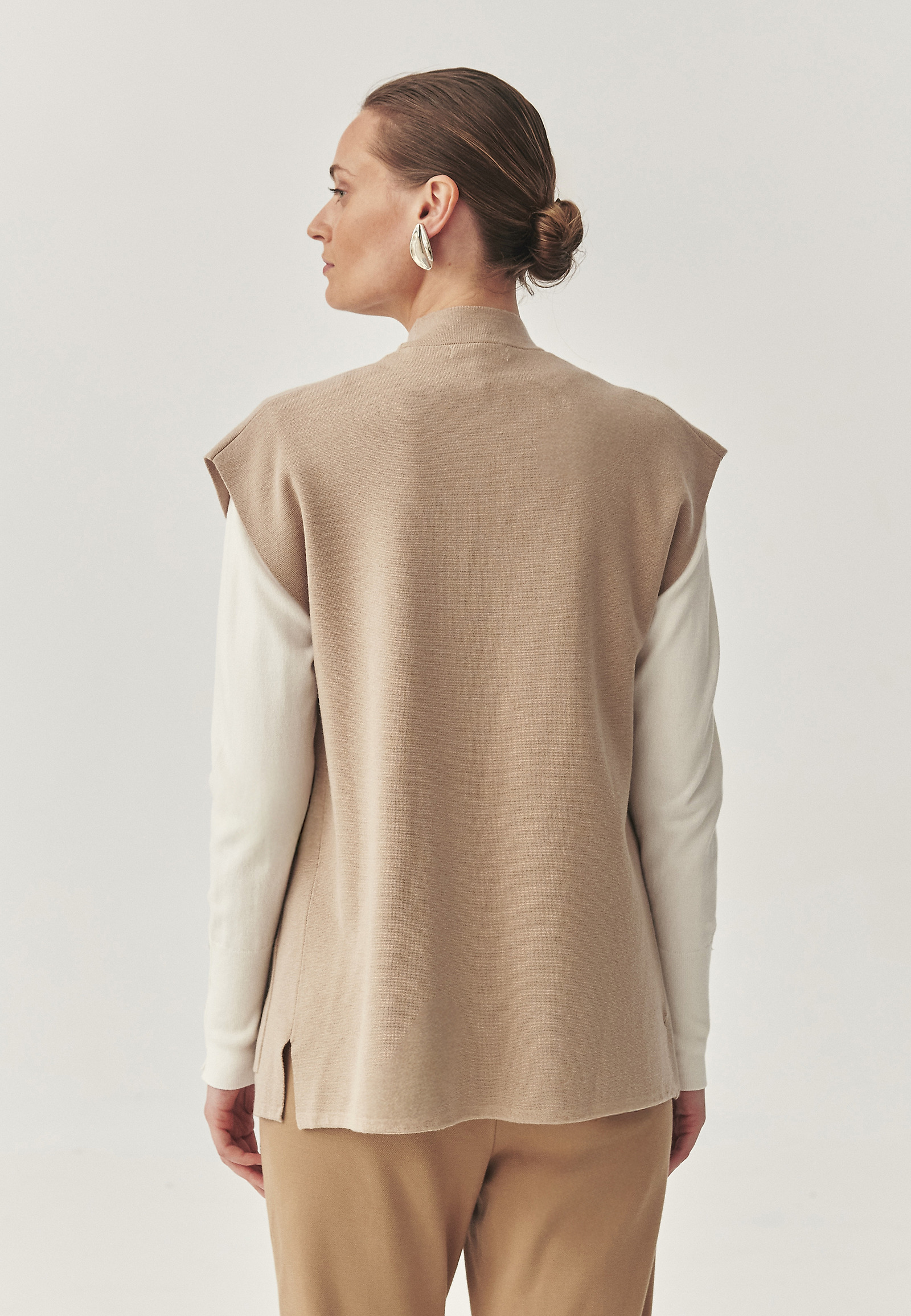 STÍLUSOS MELLÉNY WOOL BLEND - NIA STÍLUSOS MELLÉNY WOOL BLEND - NIA BÉZS 114704