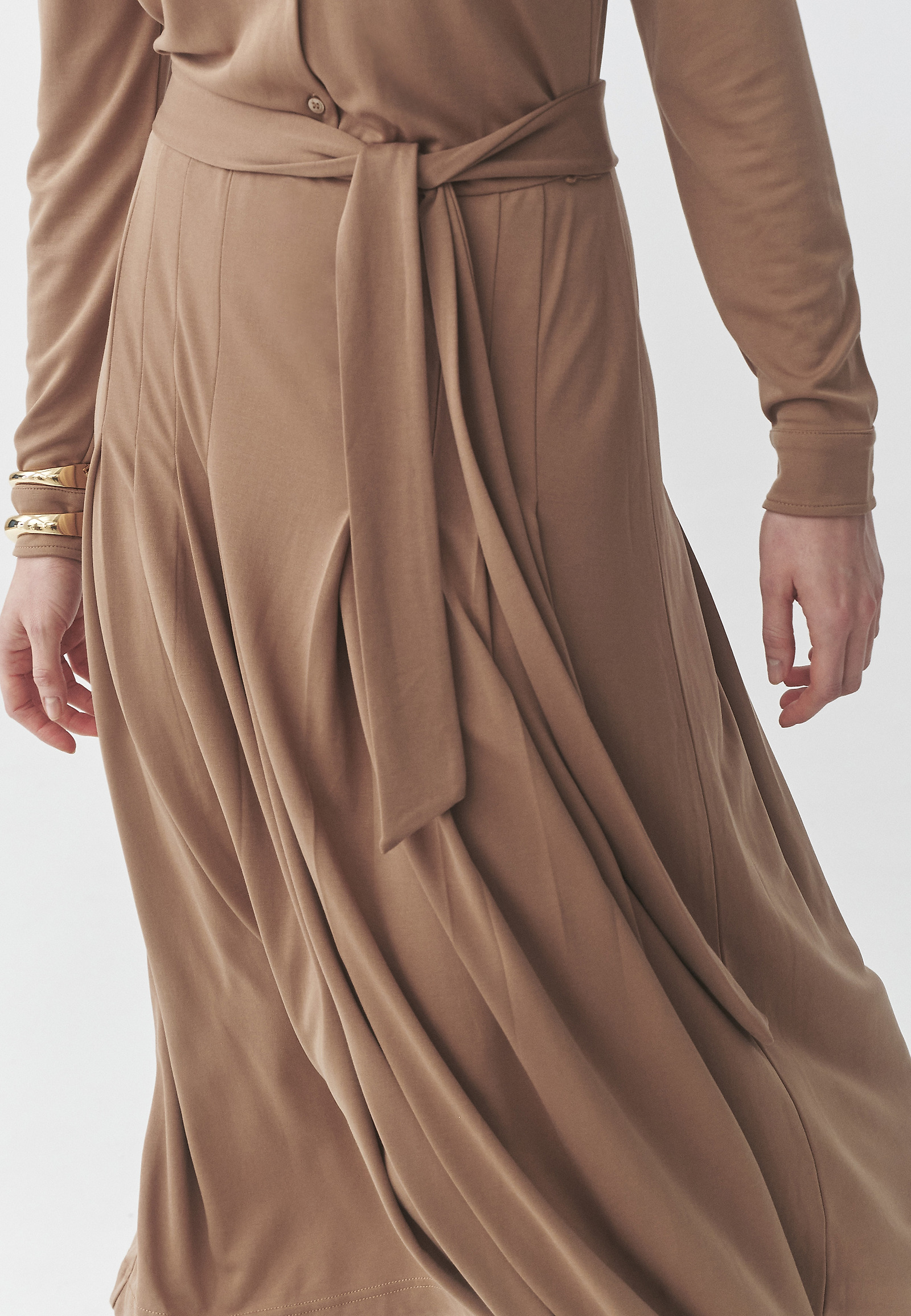 KARAMELLA MIDI RUHA ÖVVEL - SANDY KARAMELLA MIDI RUHA ÖVVEL - SANDY BÉZS 106985