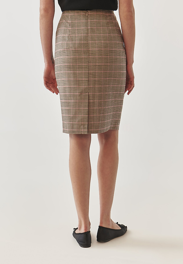 ELEGANTNO ŽENSKO KARIRASTO KRILO SVINČNIK - MONRI ELEGANTNO ŽENSKO KARIRASTO KRILO SVINČNIK - MONRI VEČBARVNA 3