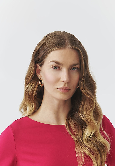 KLASICKÁ HALENKA S KRÁTKÝM RUKÁVEM — MIKAJA ČERVENÁ 2