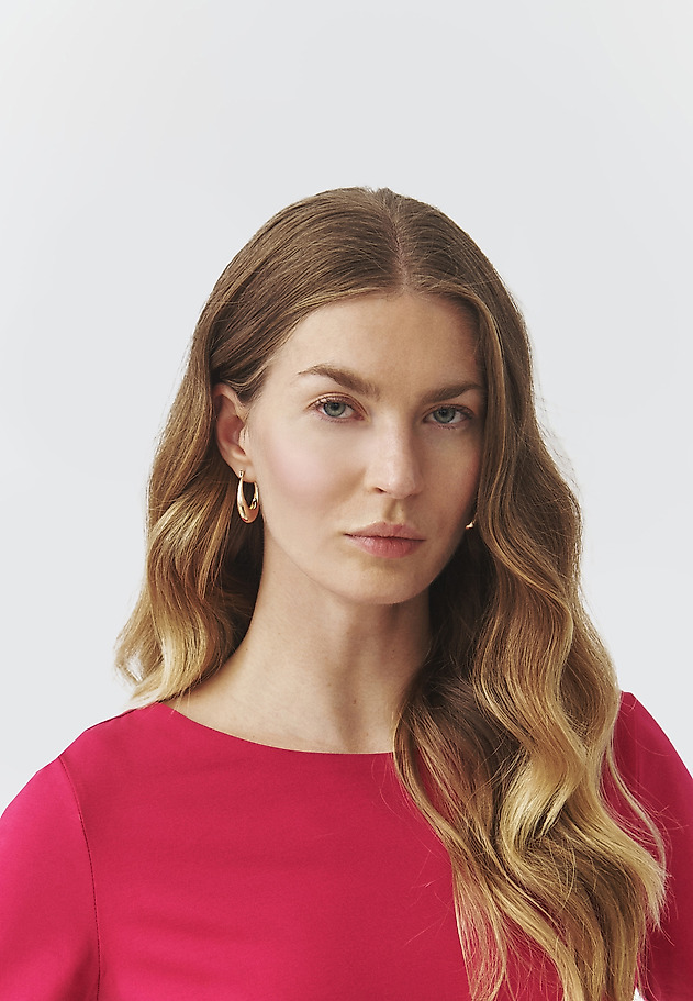 KLASICKÁ HALENKA S KRÁTKÝM RUKÁVEM — MIKAJA KLASICKÁ HALENKA S KRÁTKÝM RUKÁVEM — MIKAJA ČERVENÁ 5