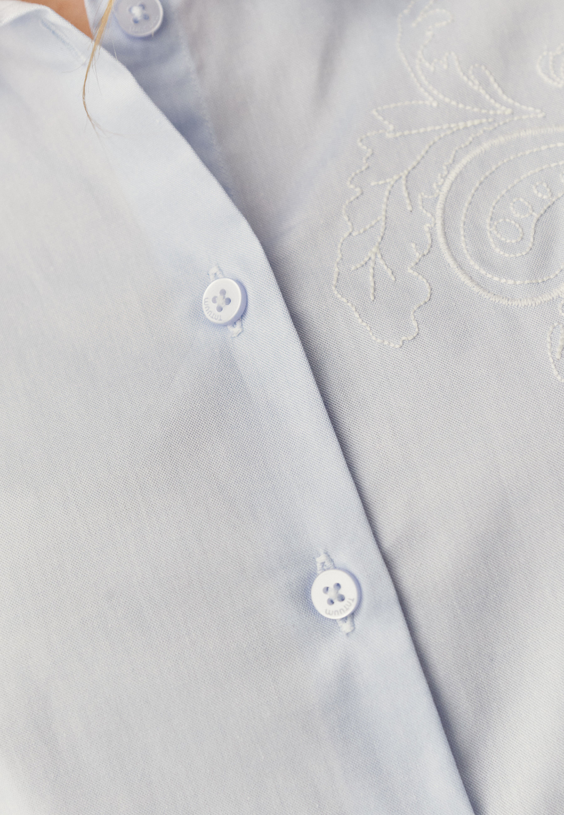 SWOBODNA KOSZULA Z HAFTEM - JEN NIEBIESKI 2