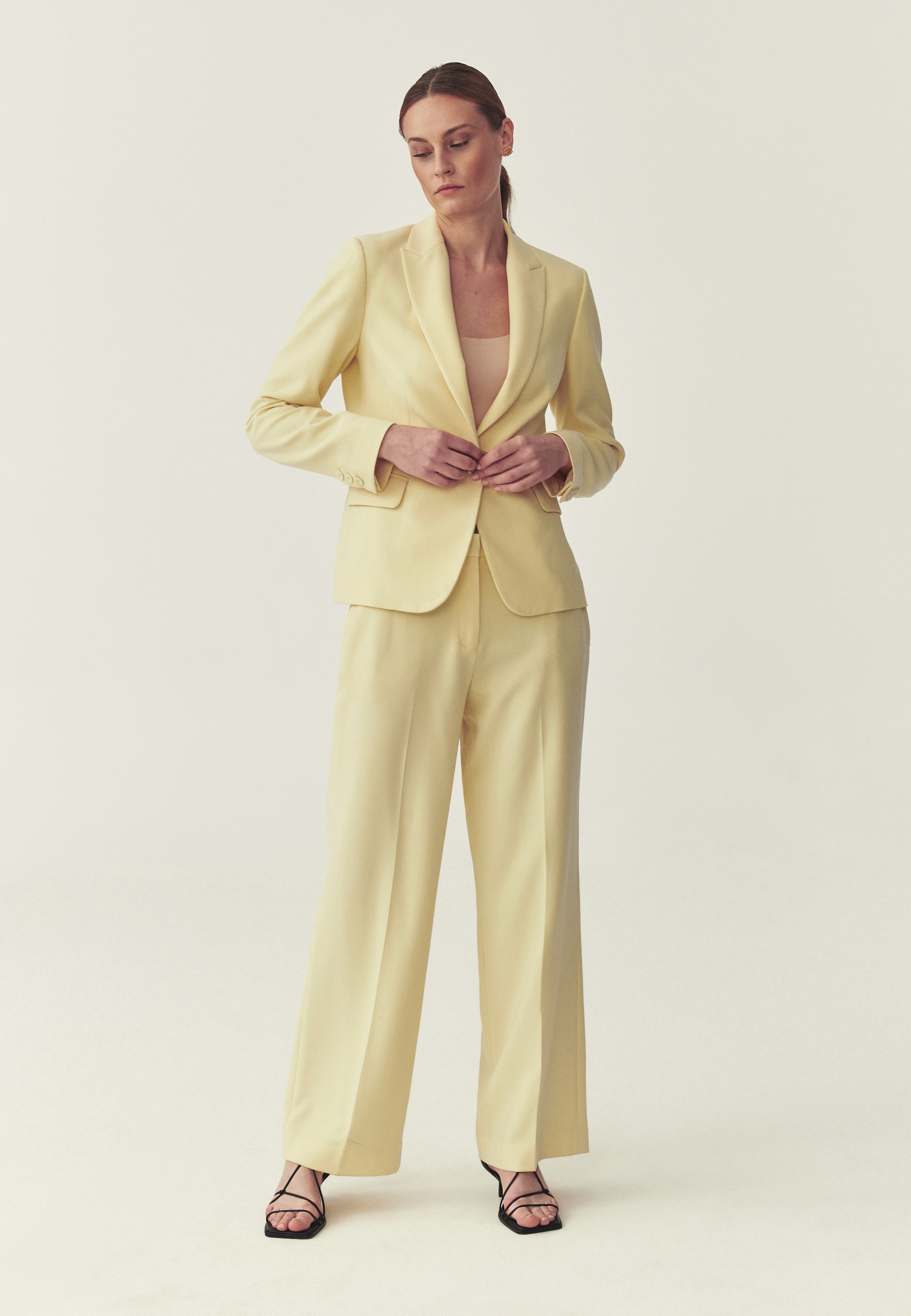 TKANINOVÝ DÁMSKÝ BLAZER - REMALA 4