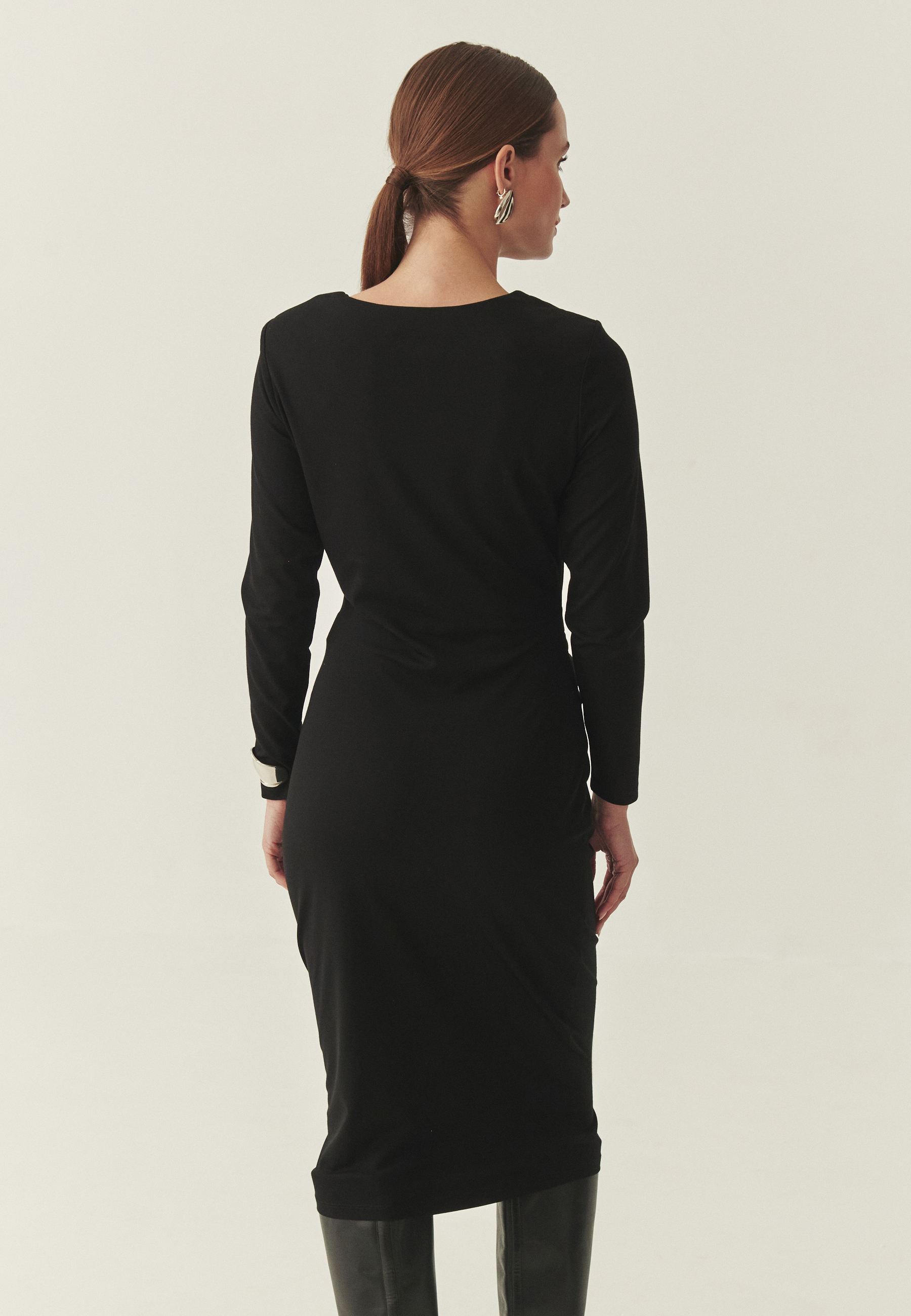 ŠATY S VISKÓZOU LENZING™ ECOVERO™ - KOMA ČIERNA 2