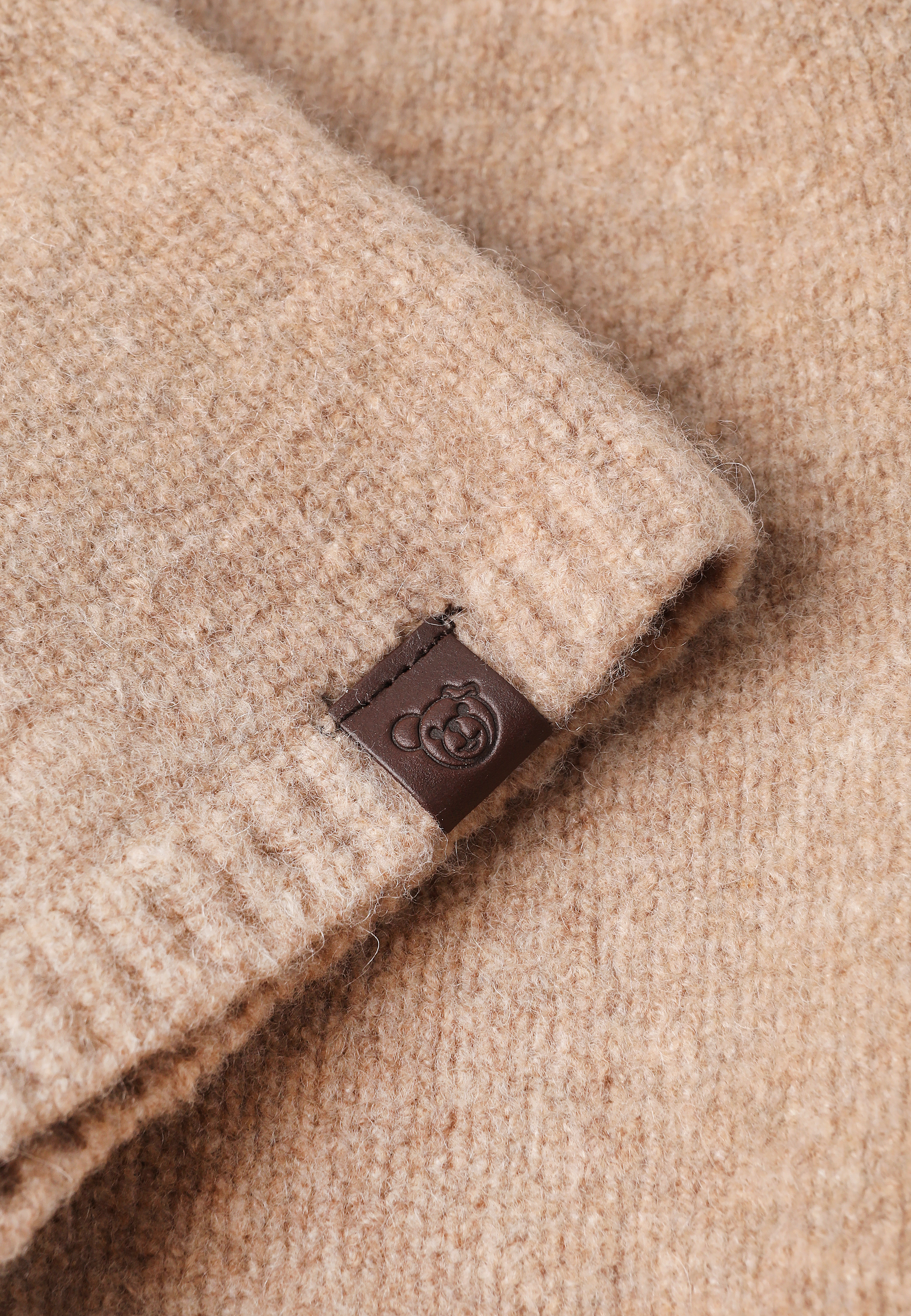 KLASYCZNA CZAPKA Z DOMIESZKĄ WEŁNY - SNUGI BEŻOWY 2