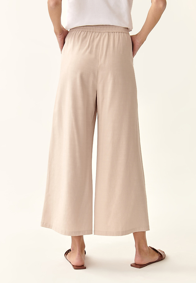 ŽENSKE HLAČE CULOTTE PULIO 3 ŽENSKE HLAČE CULOTTE PULIO 3 BEŽ 3
