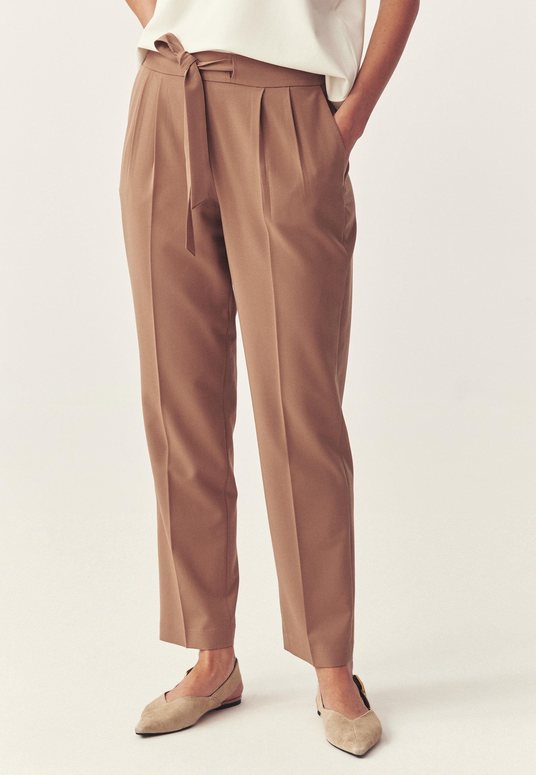 TKANINOWE SPODNIE Z PROSTĄ NOGAWKĄ - SELENKO BRĄZOWY 2