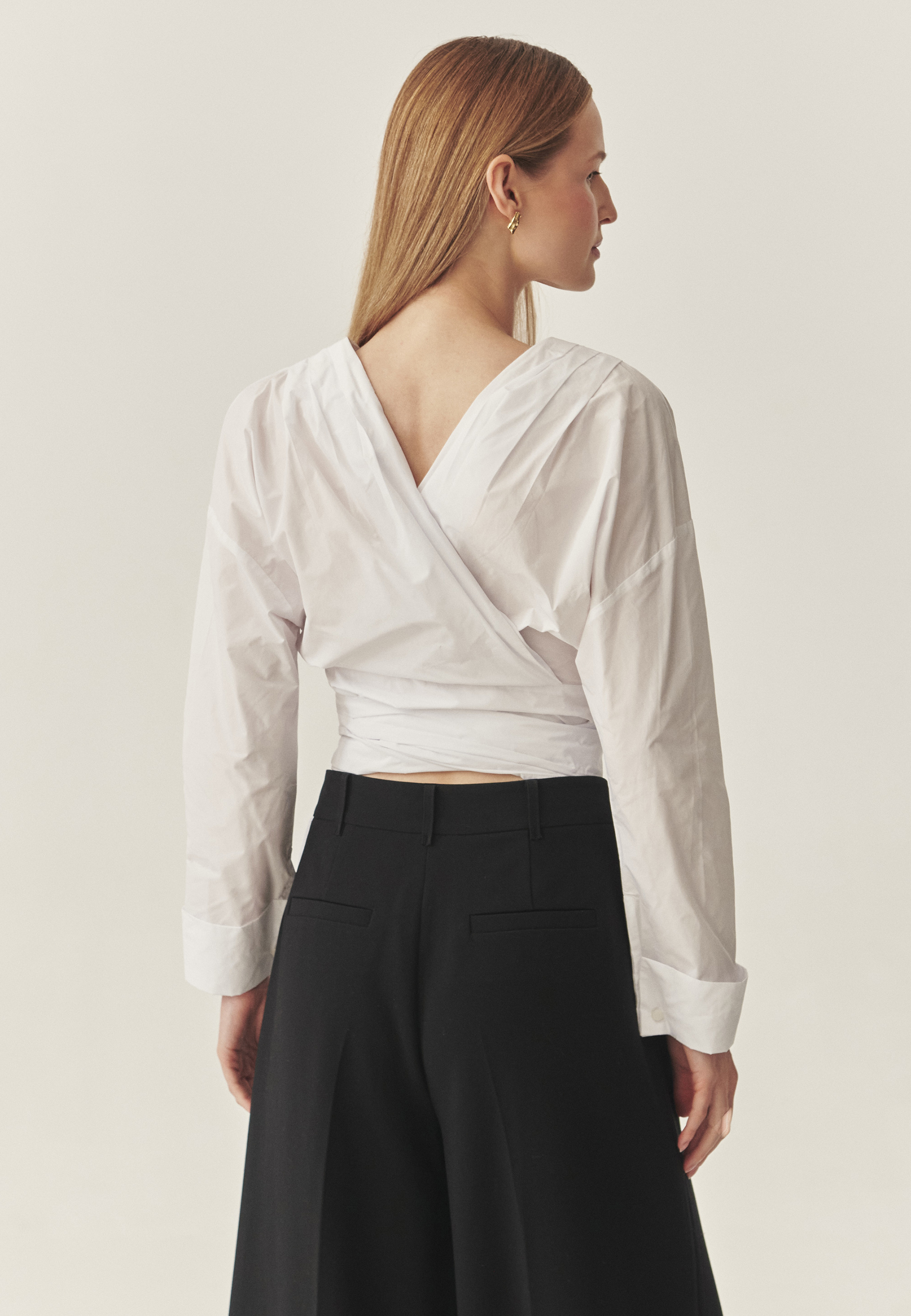 LADIES' WOVEN BLOUSE WITH A WIDE WAIST TIE BELT—KORKO WHITE 2