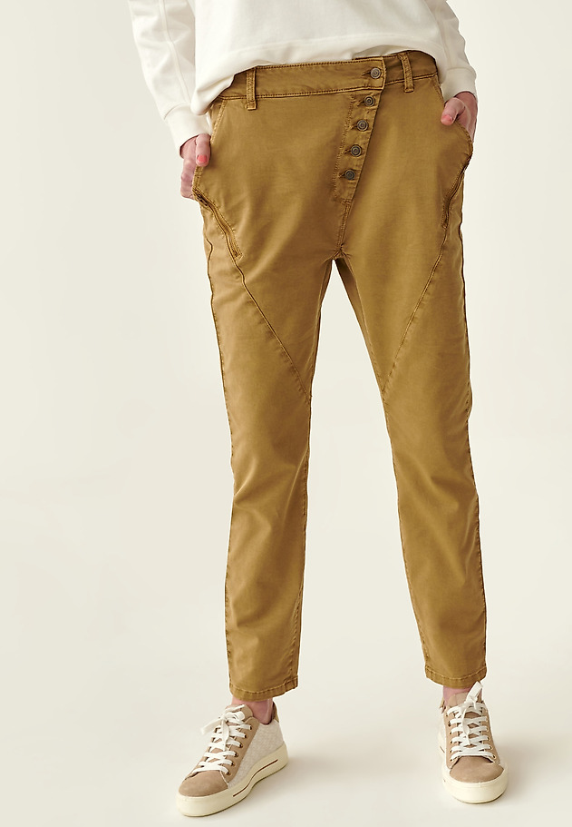 PANTALONI DE DAMĂ BOYFRIEND FIGA PANTALONI DE DAMĂ BOYFRIEND FIGA BEJ 2