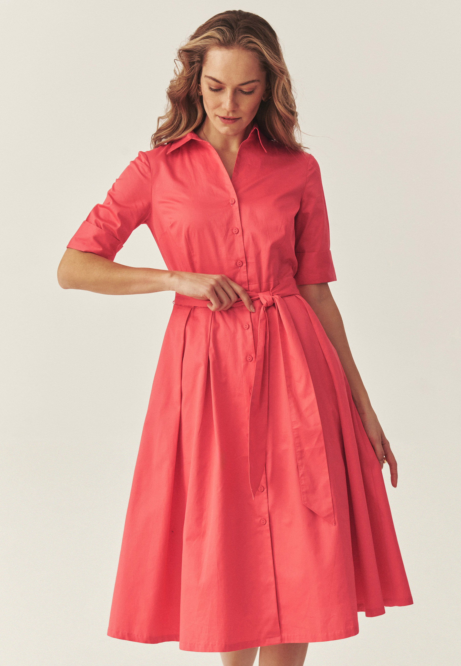 ROZKLOSZOWANA SUKIENKA Z BAWEŁNY - NIKI 1 CZERWONY 2