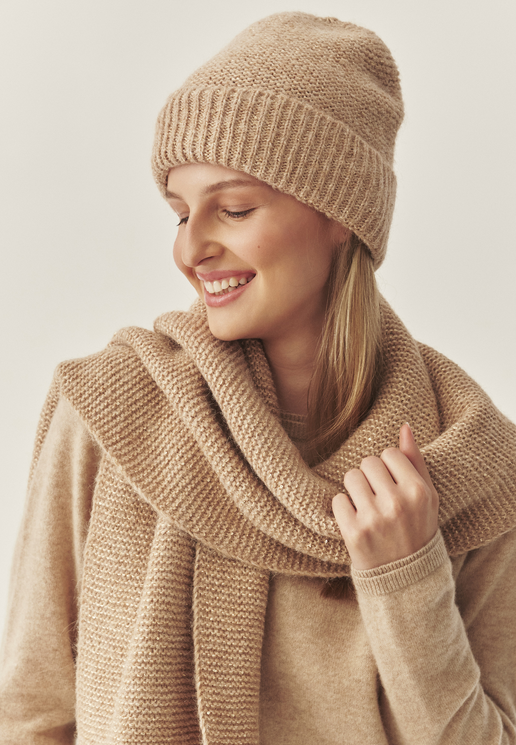 STILSKA ŠAL Z MEŠANICO VOLNE IN ALPAKE - SEQIR