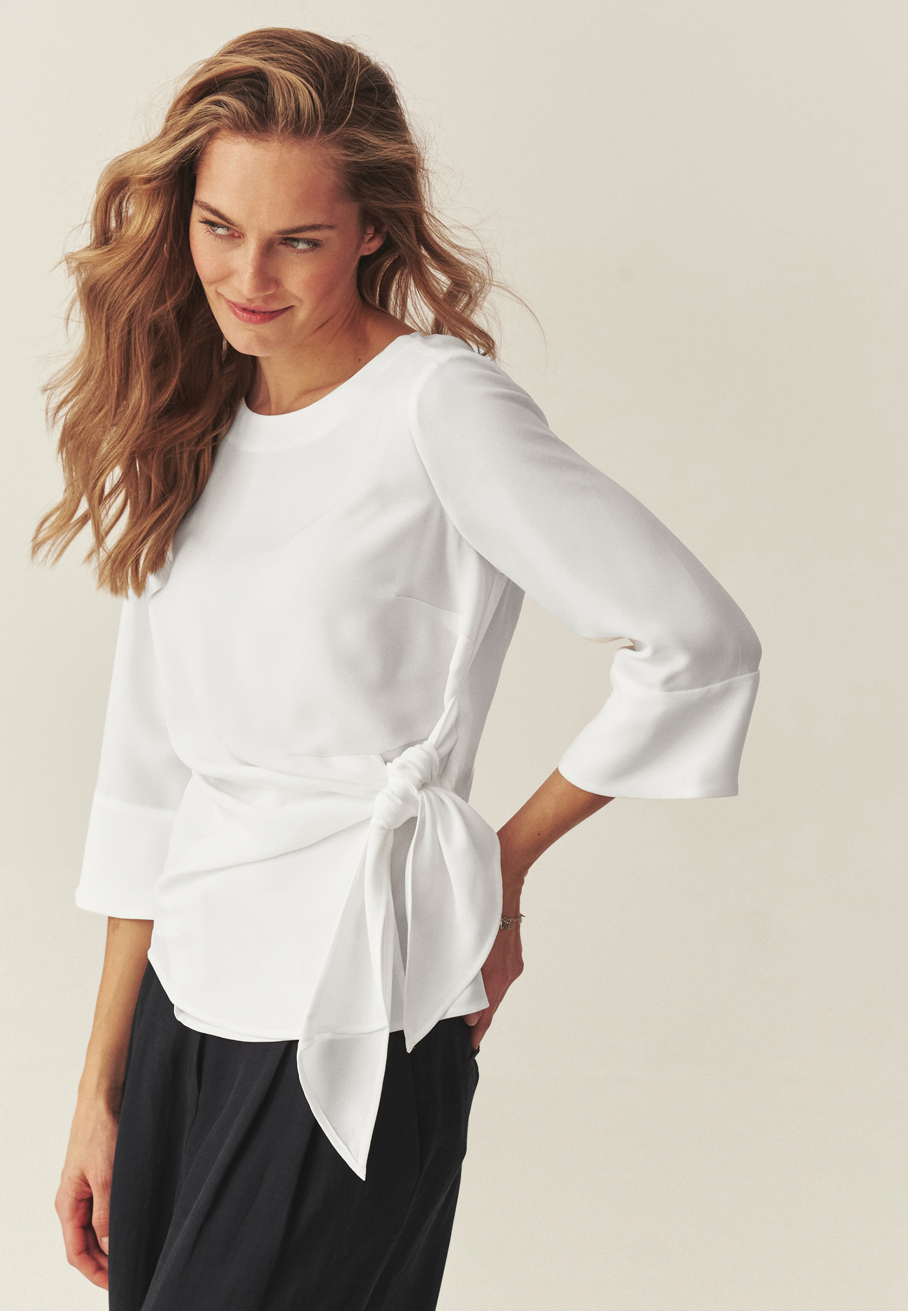 ELEGANCKA BLUZKA Z WIĄZANIEM W TALII - MALIE BIAŁY 2