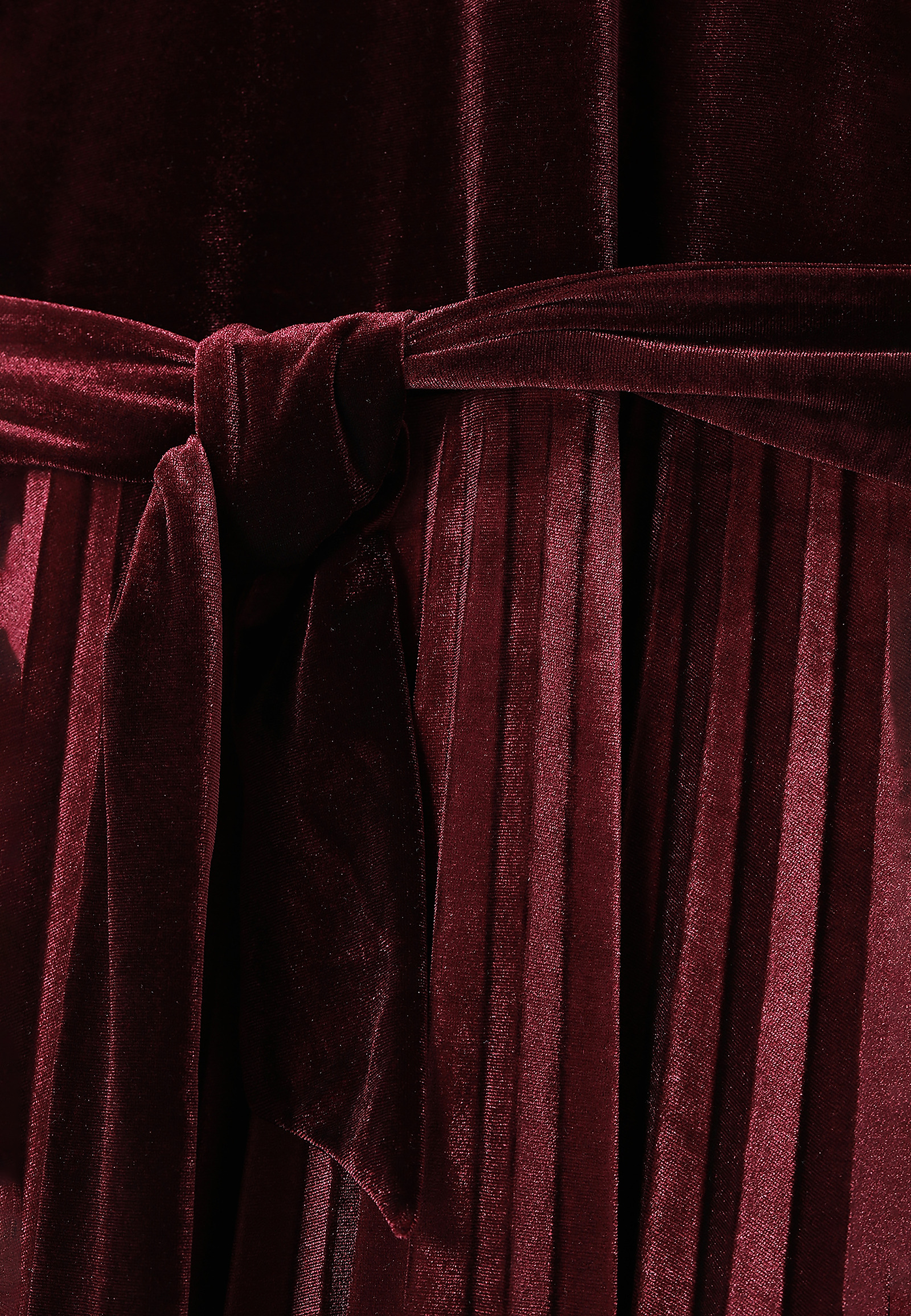 LADIES’ VELVET DRESS WITH A TIE ANIKAMI LADIES’ VELVET DRESS WITH A TIE ANIKAMI RED 92764
