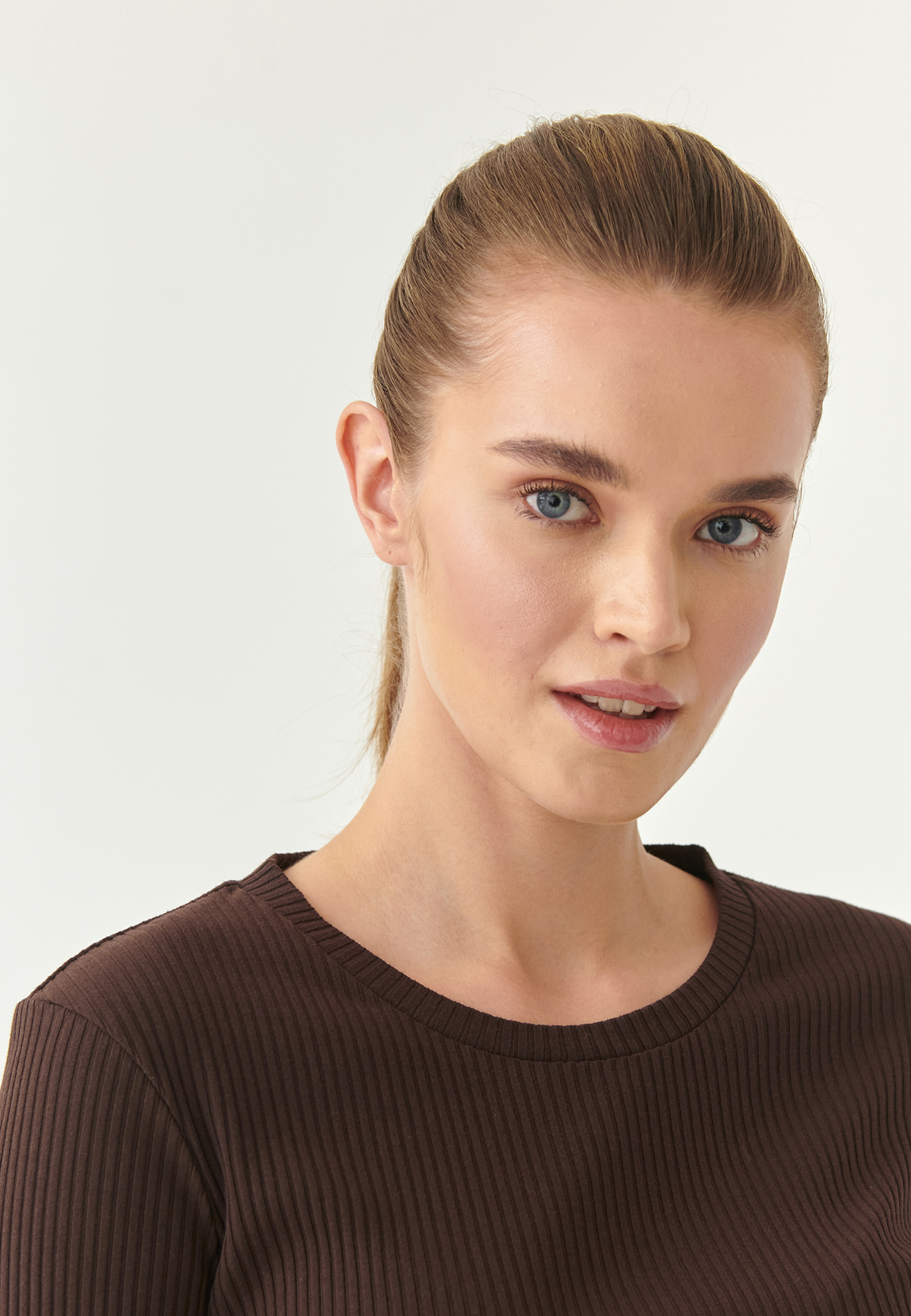 DÁMSKÁ ÚPLETOVÁ HALENKA BEA