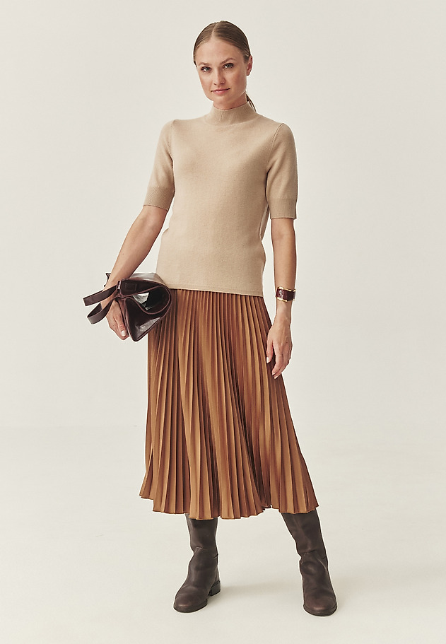 KLASYCZNY SWETER Z WEŁNY MERINO - LU KLASYCZNY SWETER Z WEŁNY MERINO - LU BEŻOWY 4