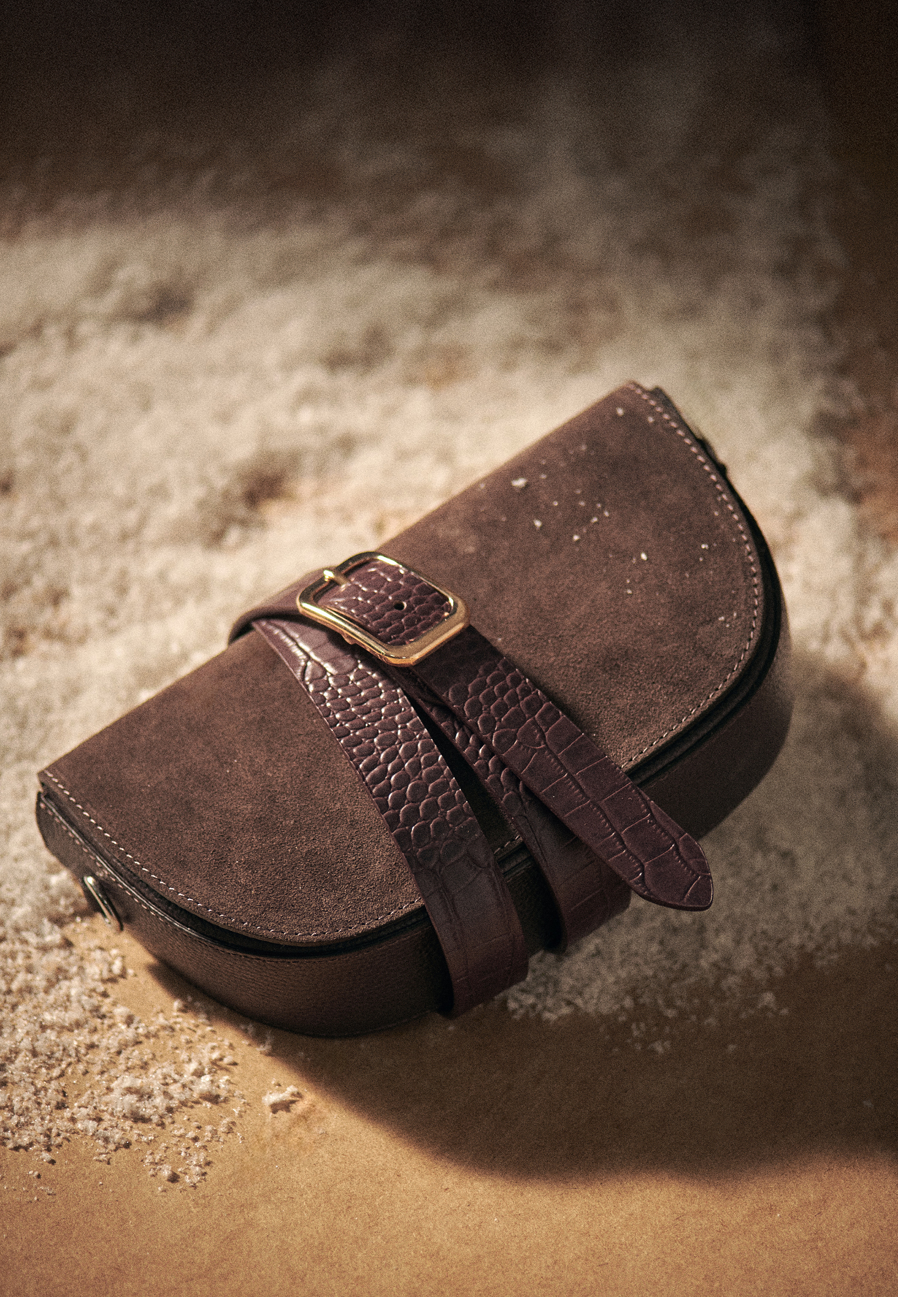 CUREA DIN PIEL CU MODELE EMBOSSATE - SONJA