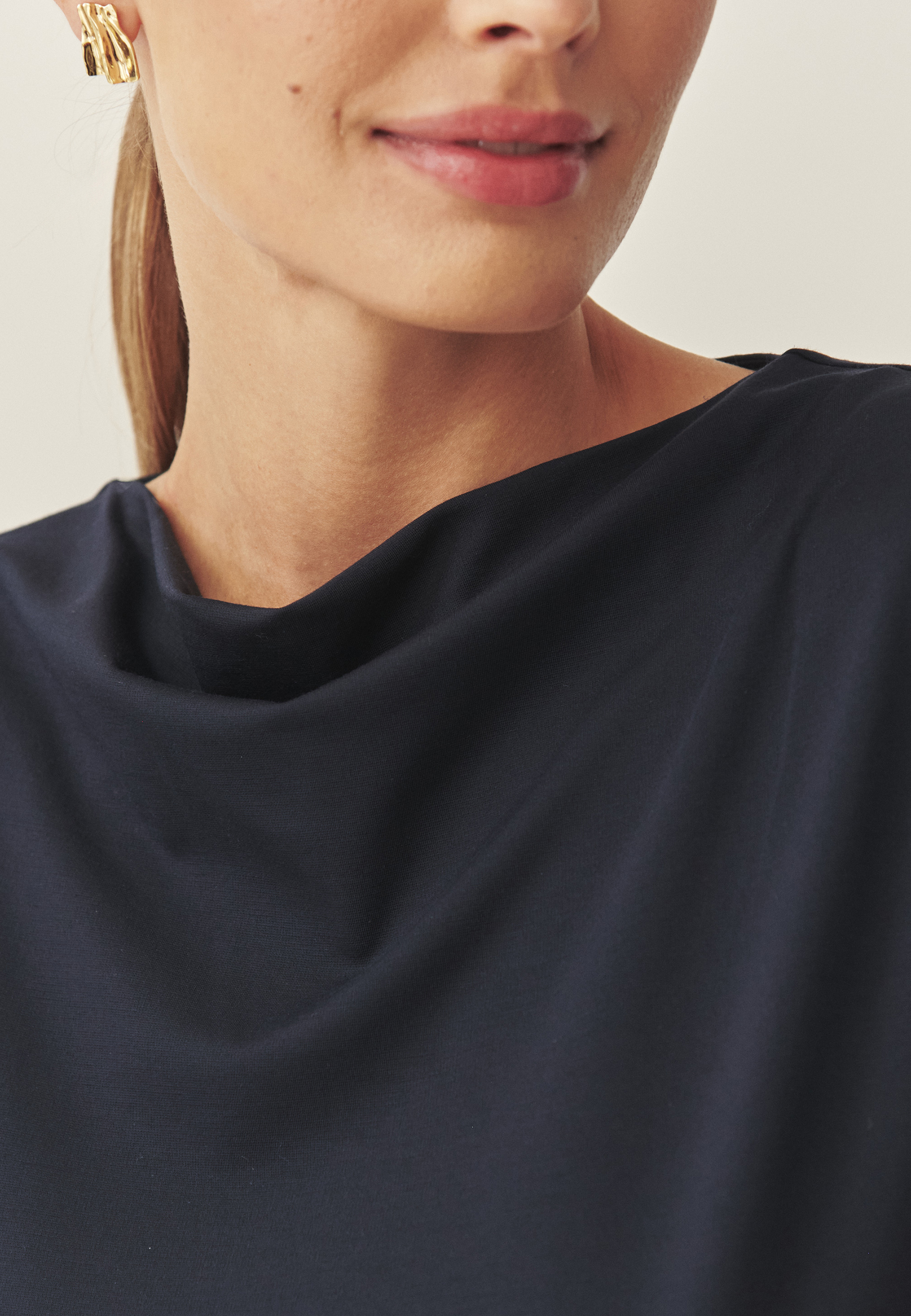 ROCHIE DIN TRICOT, CU DECOLTEU TIP „CASCADĂ” - ZORIMAX BLEUMARIN 2