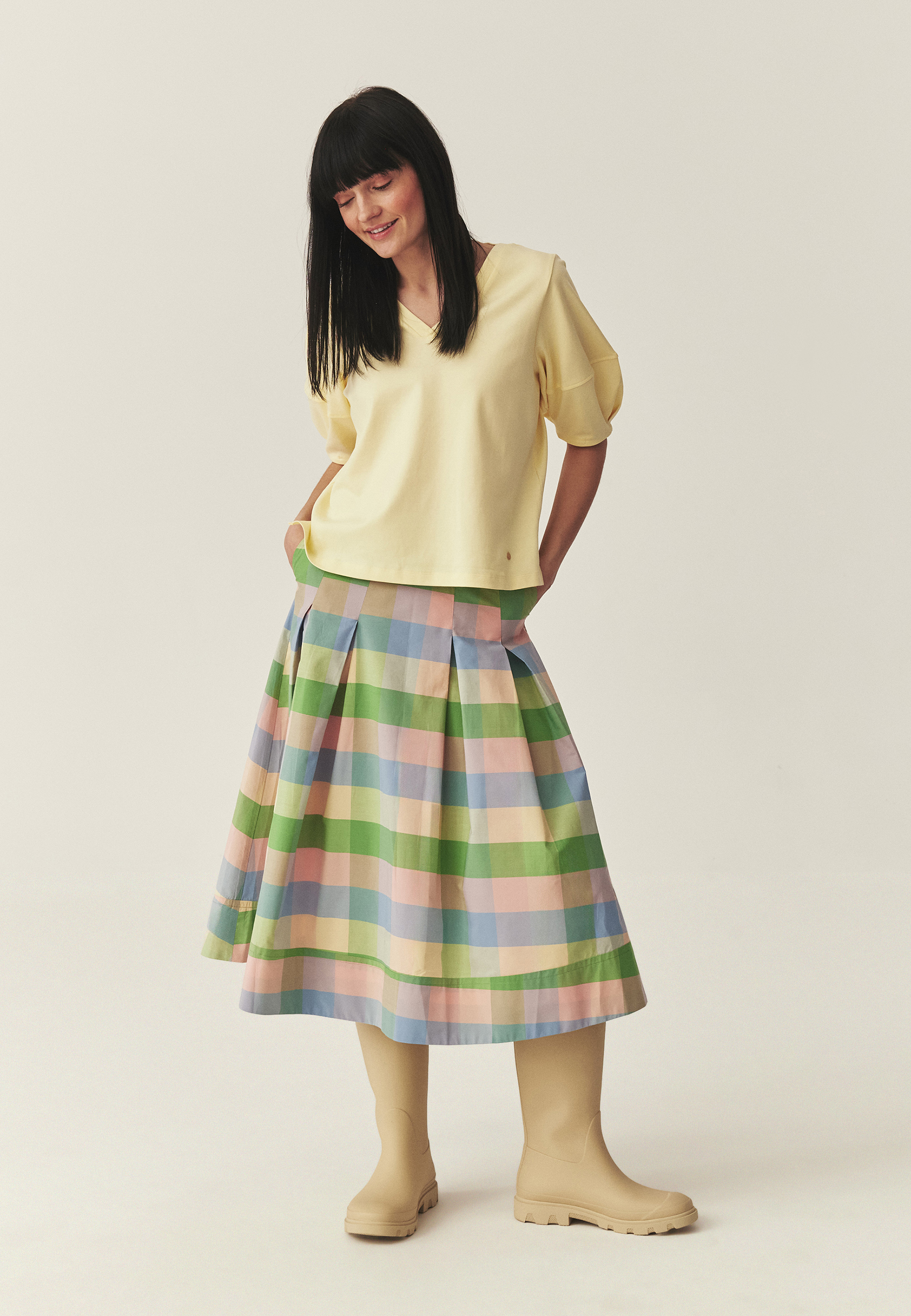 BAVLNĚNÁ SUKNĚ S PASTELOVÝM KOSTKOVANÝM VZOREM – TAFTIKO 3