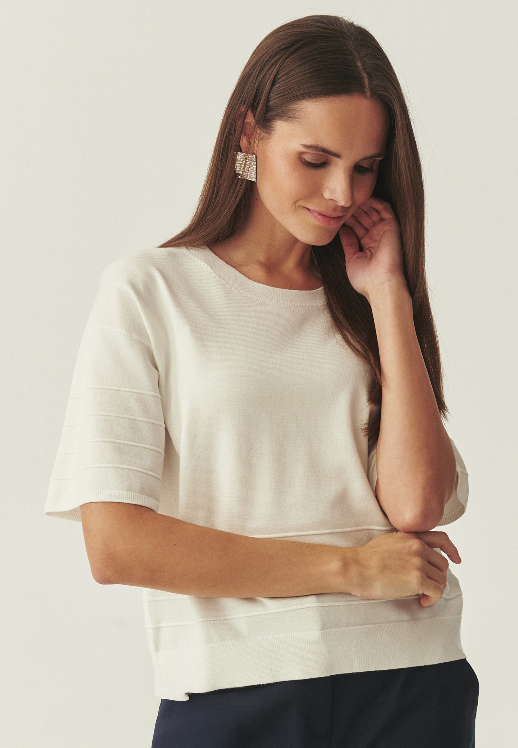 SVETROVÁ BLÚZKA S VISKÓZOU LENZING™ ECOVERO™ – PATRA BIELA 2