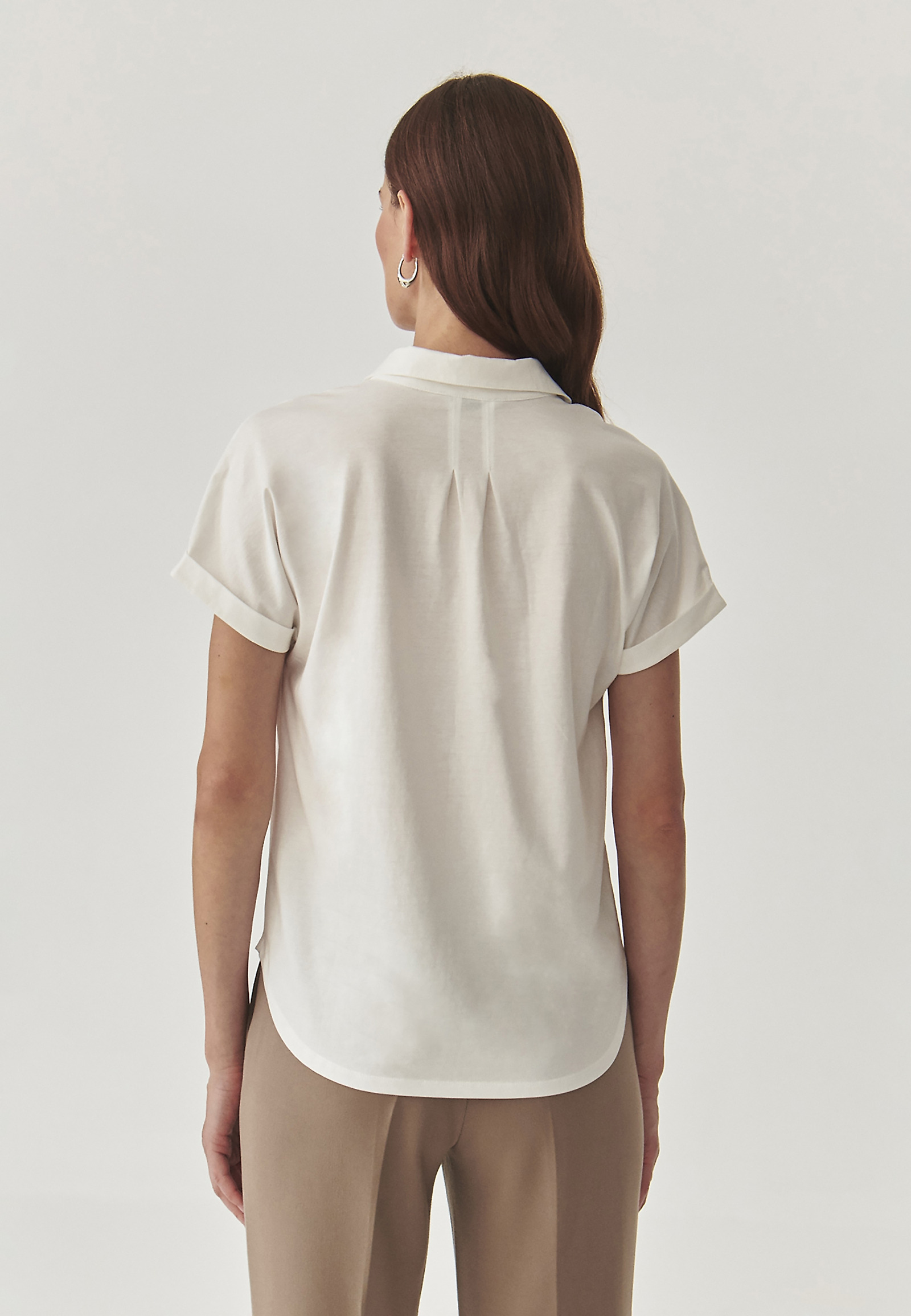 LADIES’ BLOUSE WITH A COLLAR - AMBRA LADIES’ BLOUSE WITH A COLLAR - AMBRA ECRU 99400
