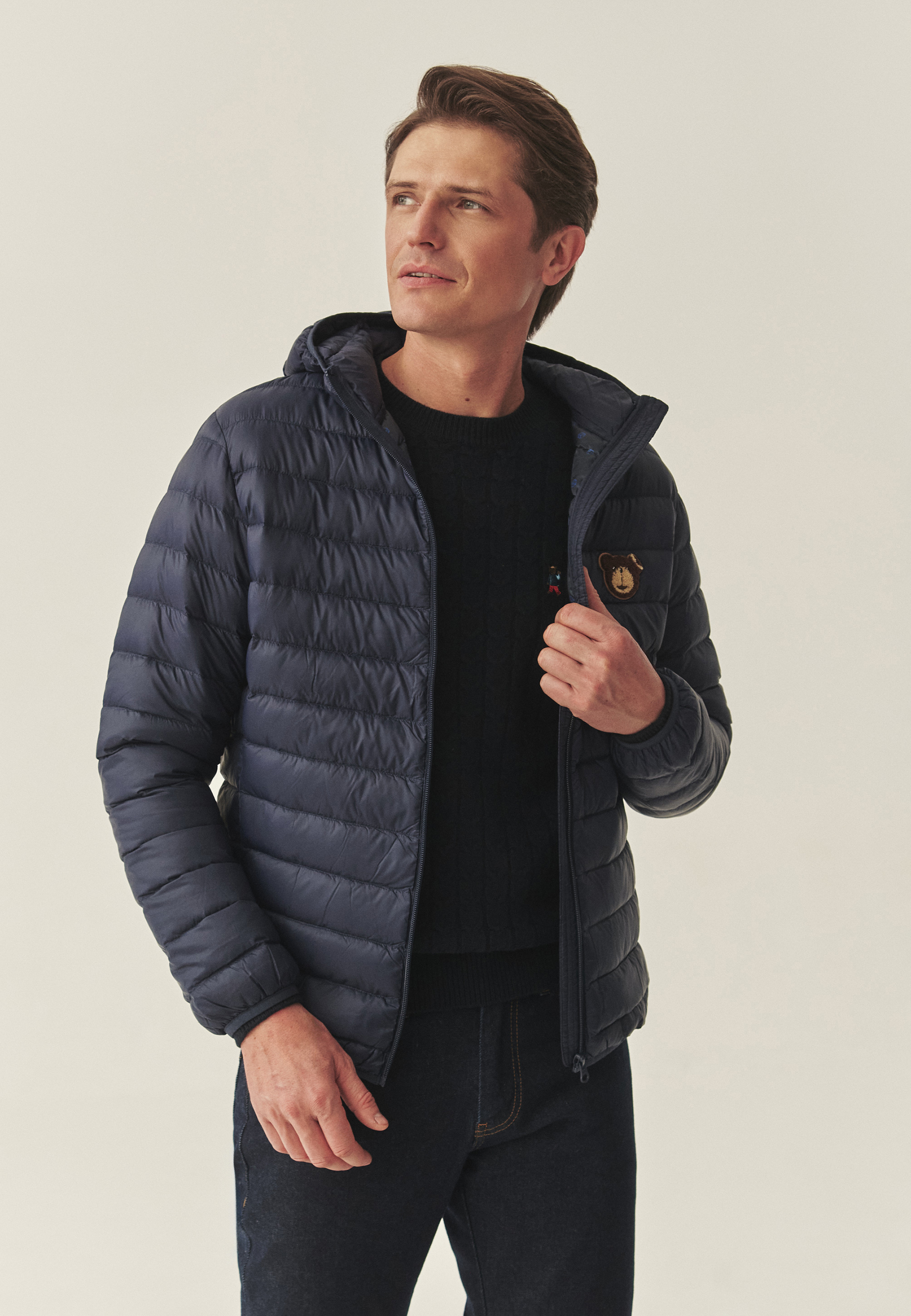 MĘSKA KURTKA PUCHOWA Z NASZYWKĄ Z MISIEM USZATKIEM ANGELO GRANATOWY 2